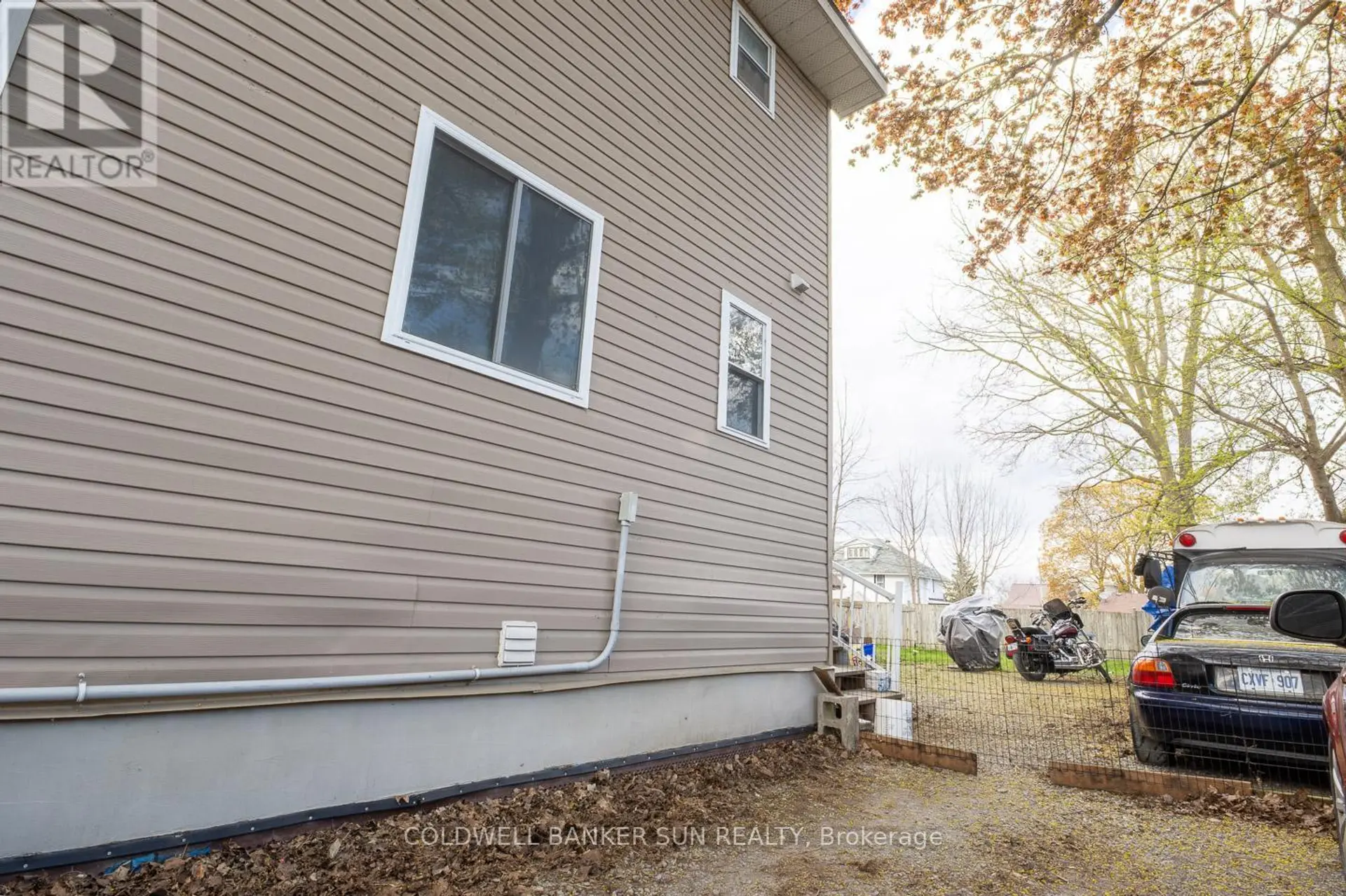 63 LORNE AVENUE - Image 11