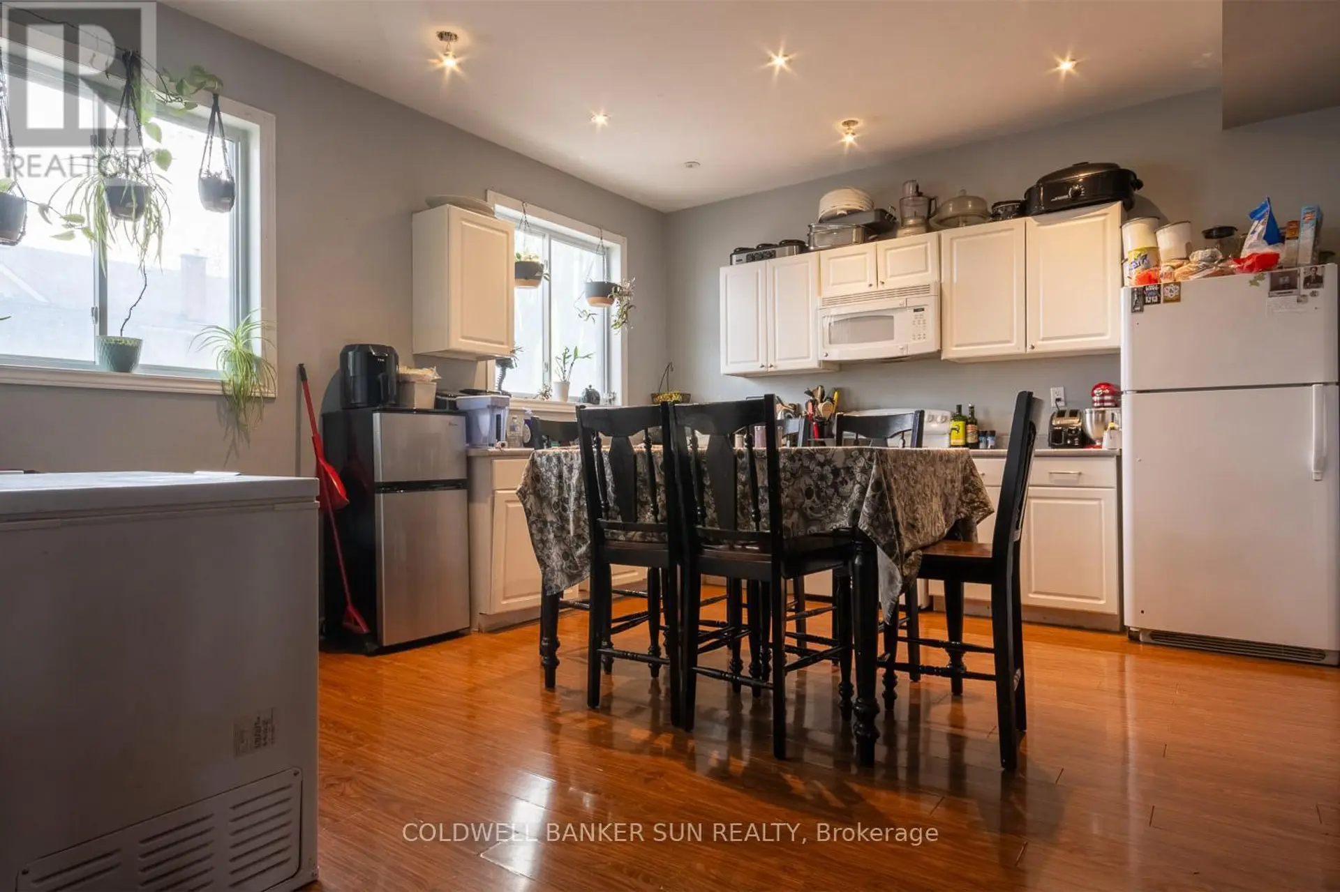 63 LORNE AVENUE - Image 4