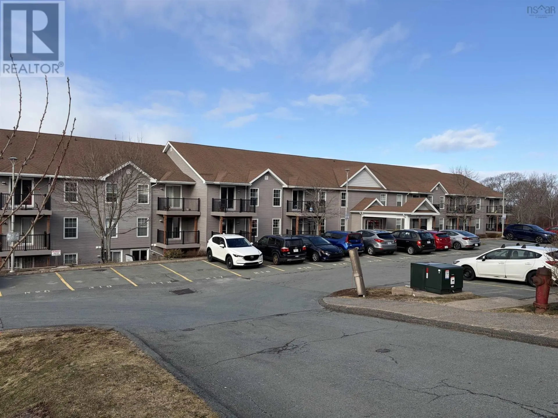 #213 79 Collins Grove - Image 2