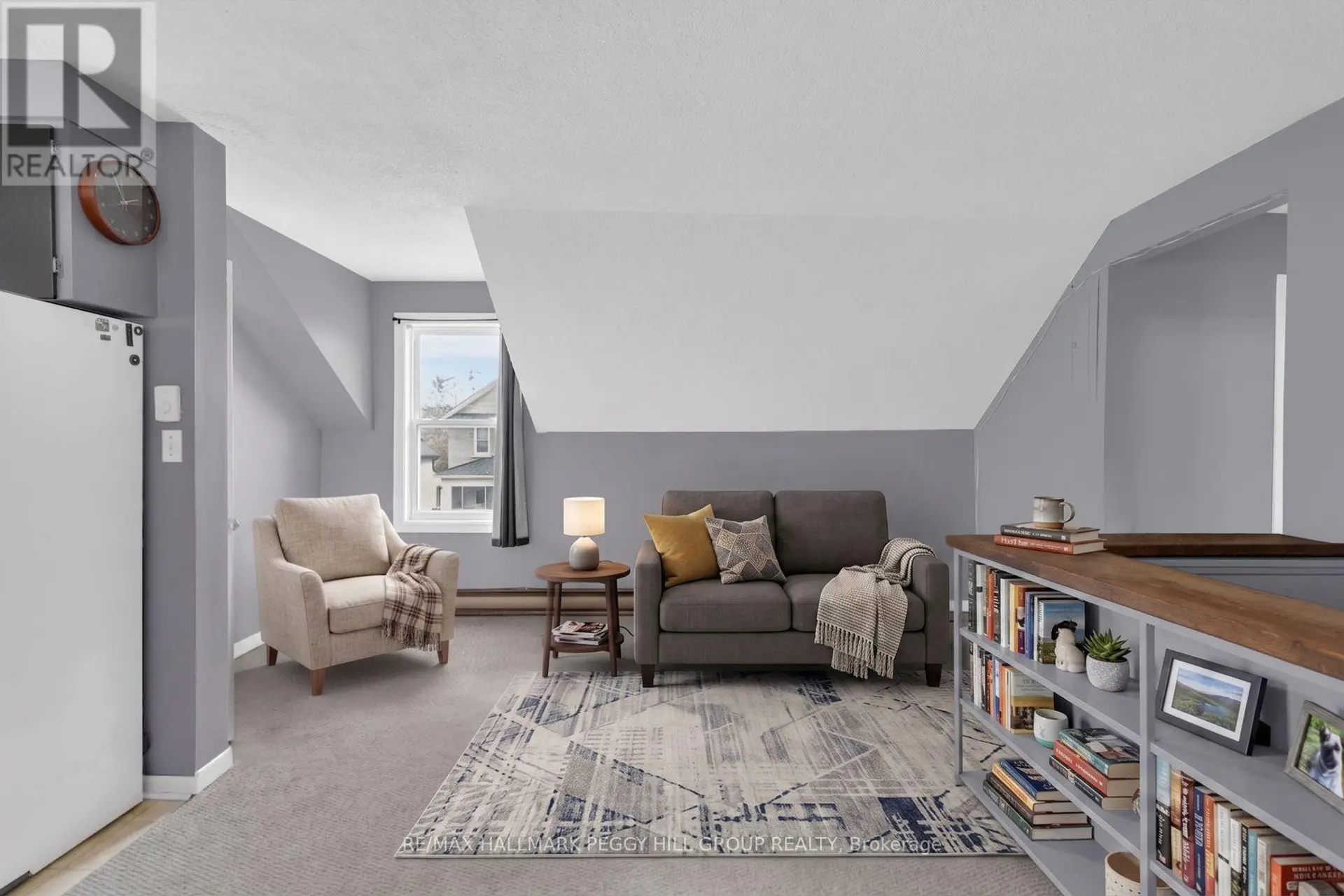 246 MARY STREET - Image 2