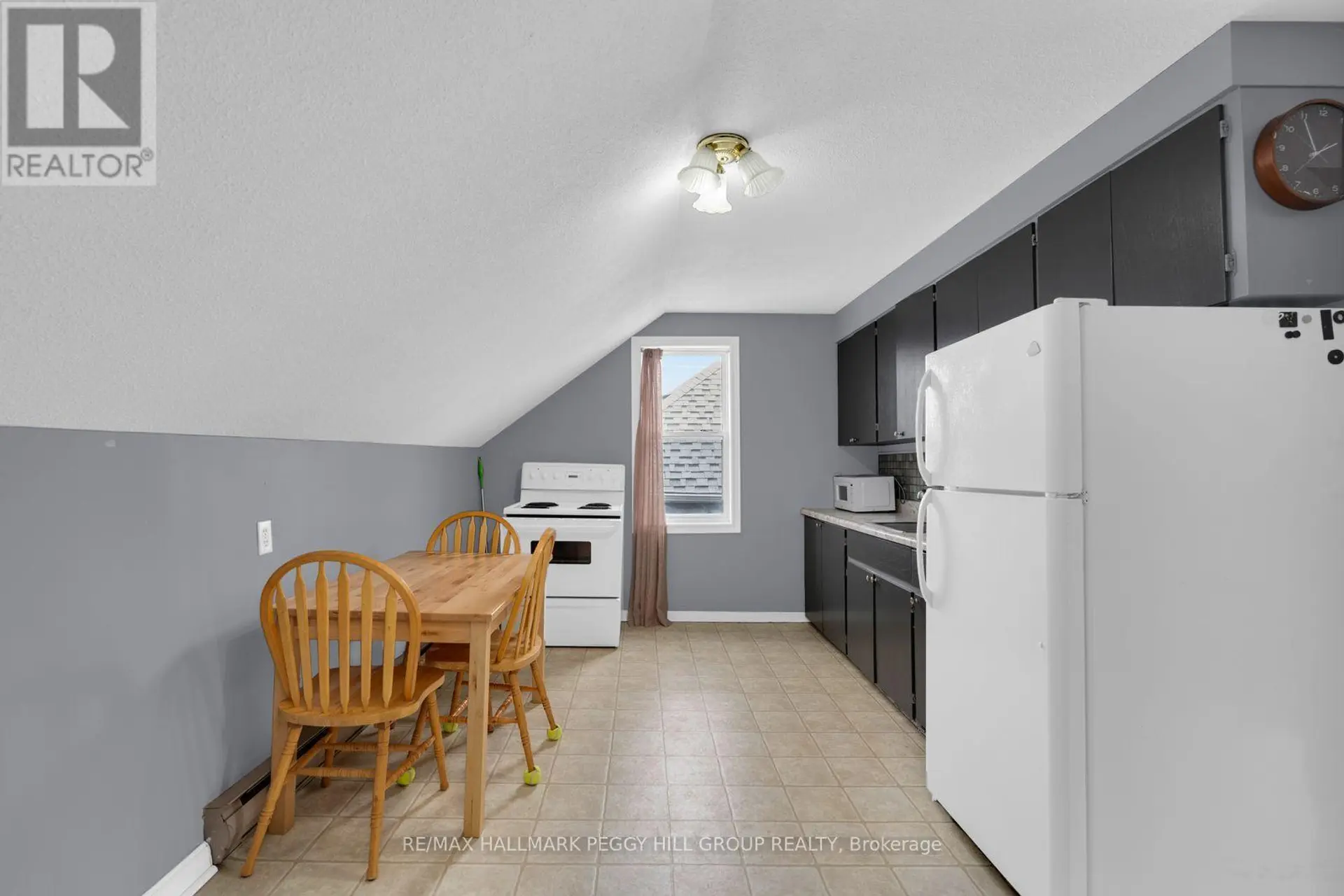 246 MARY STREET - Image 4
