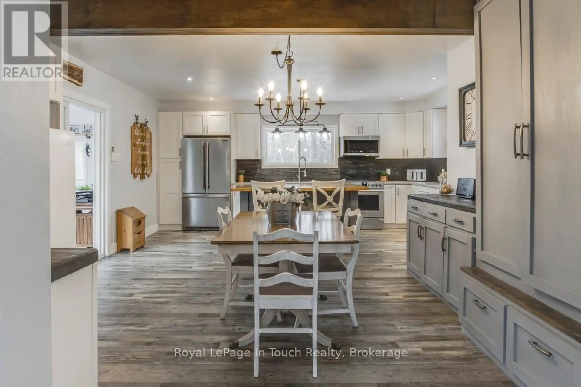 36 MEADOWS AVENUE - Image 5