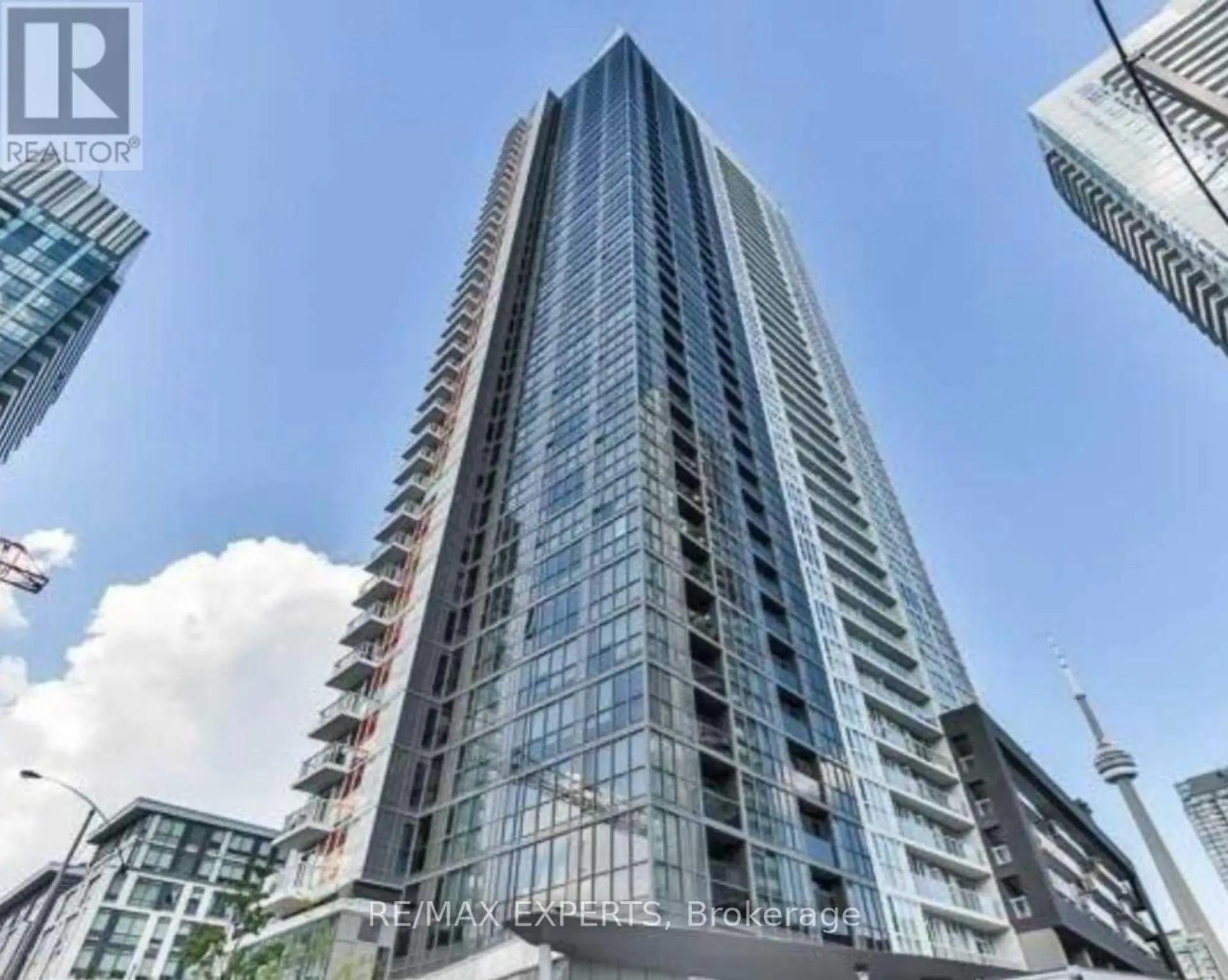 #805 85 QUEENS WHARF ROAD - Image 2