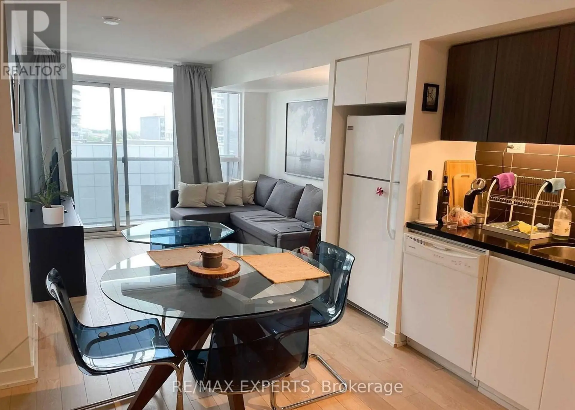 #805 85 QUEENS WHARF ROAD - Image 4