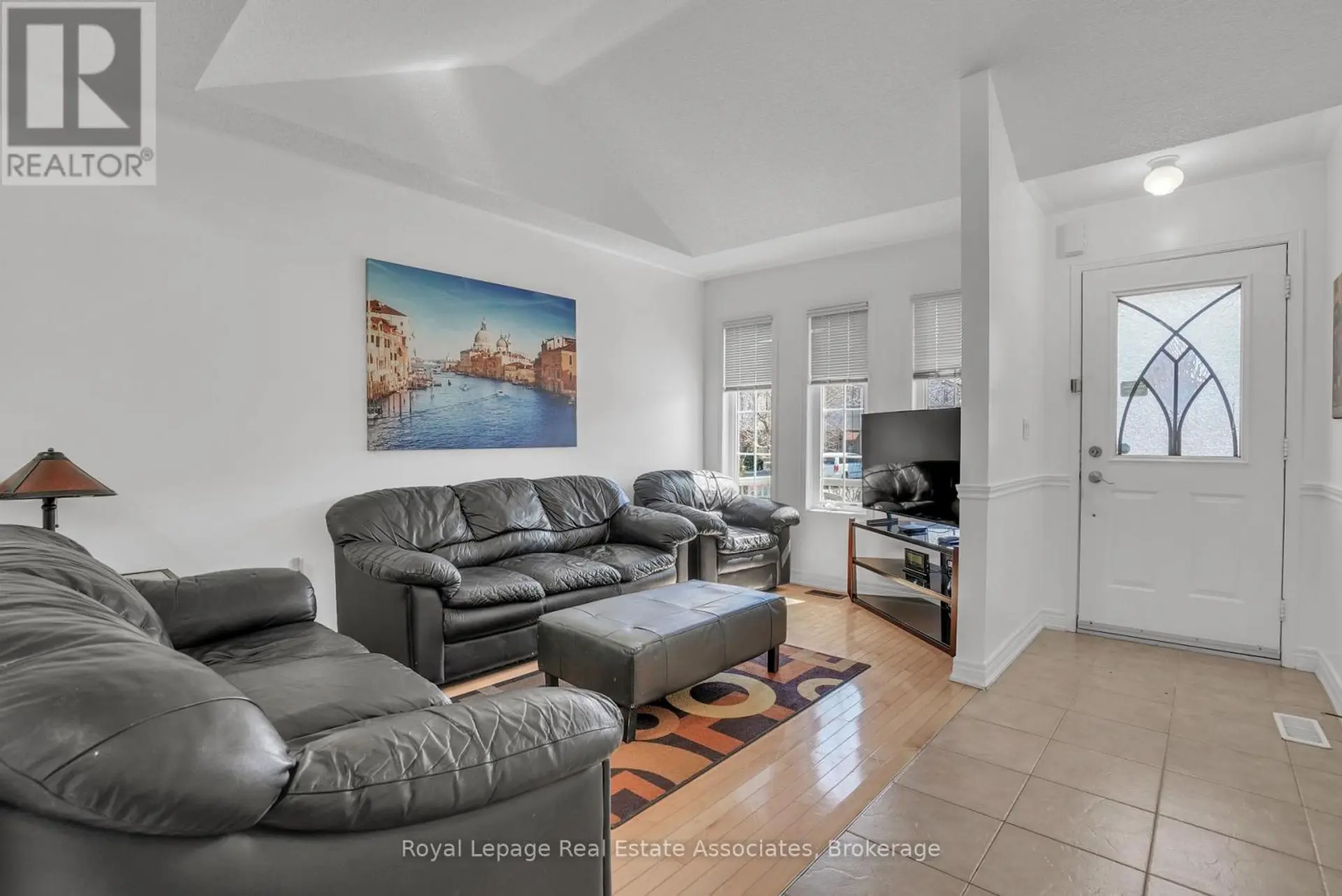 1128 KELL STREET - Image 2