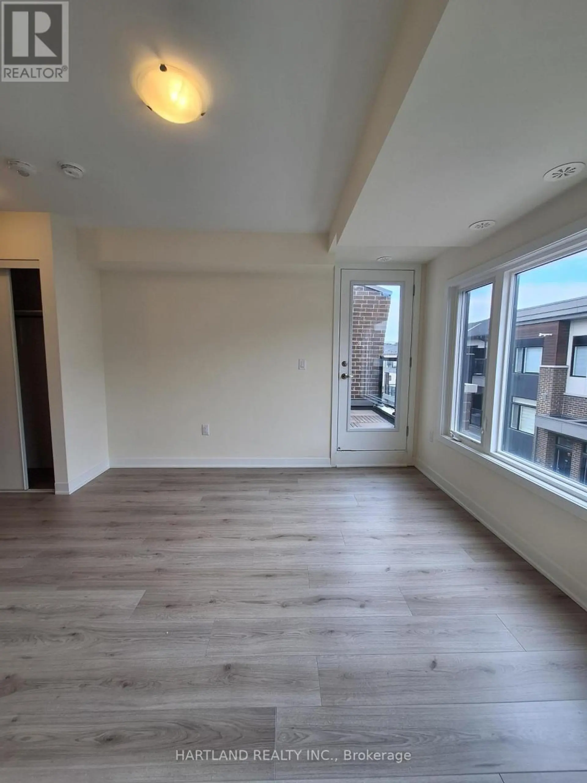 #1409 1695 DERSAN STREET - Image 14