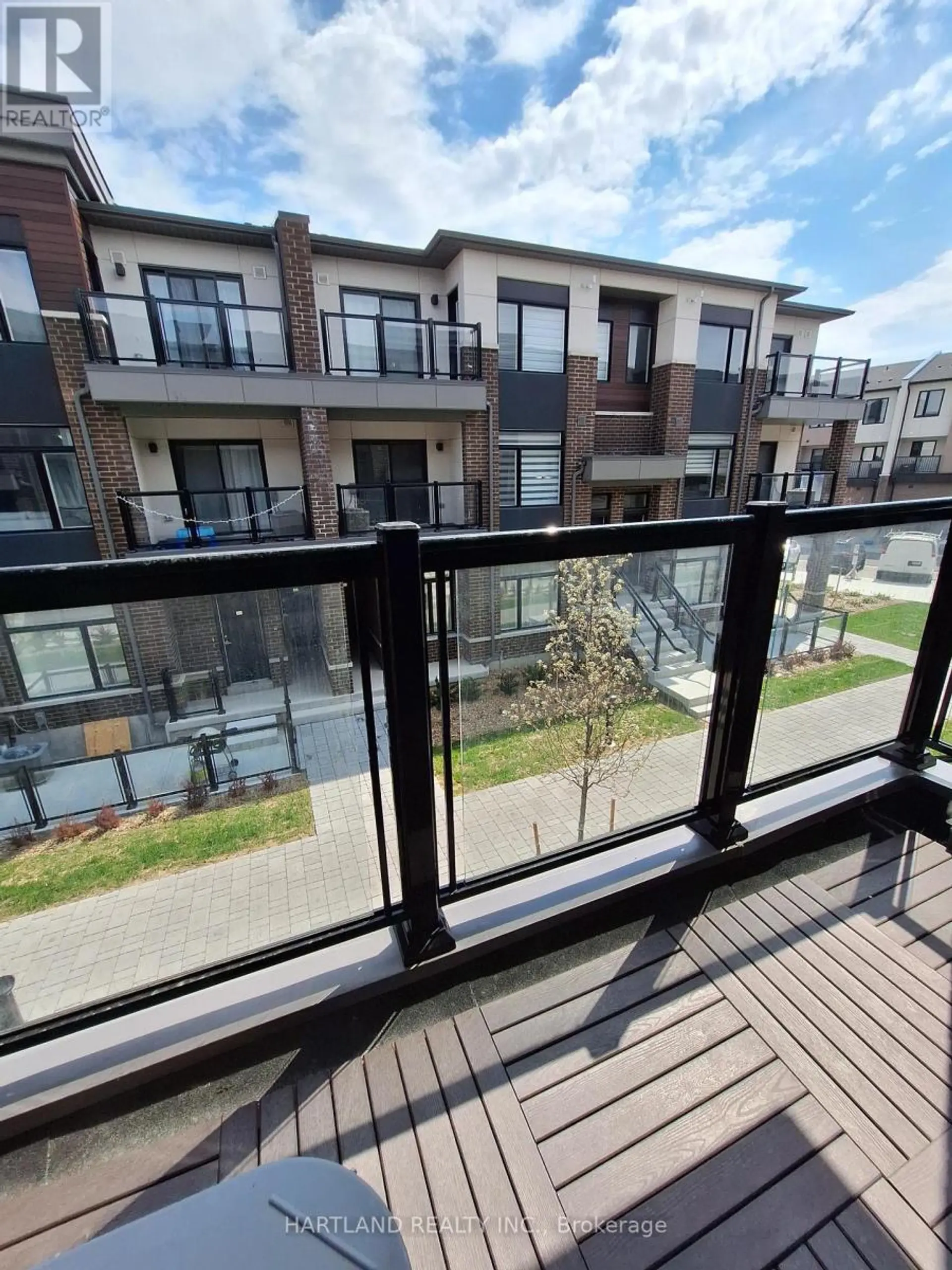 #1409 1695 DERSAN STREET - Image 8