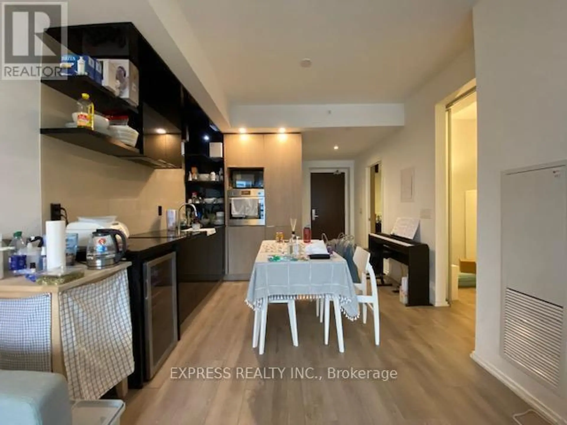#4308 70 TEMPERANCE STREET - Image 2