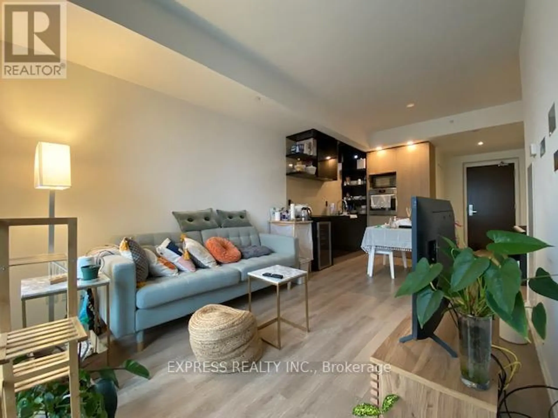 #4308 70 TEMPERANCE STREET - Image 4