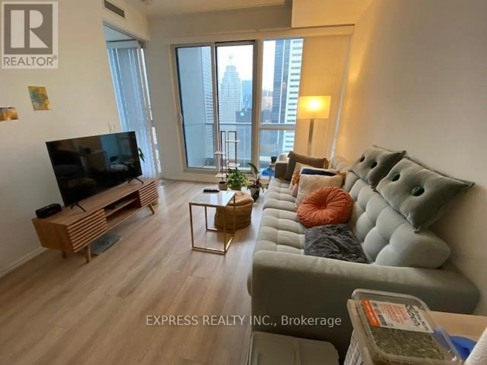#4308 70 TEMPERANCE STREET - Image 5