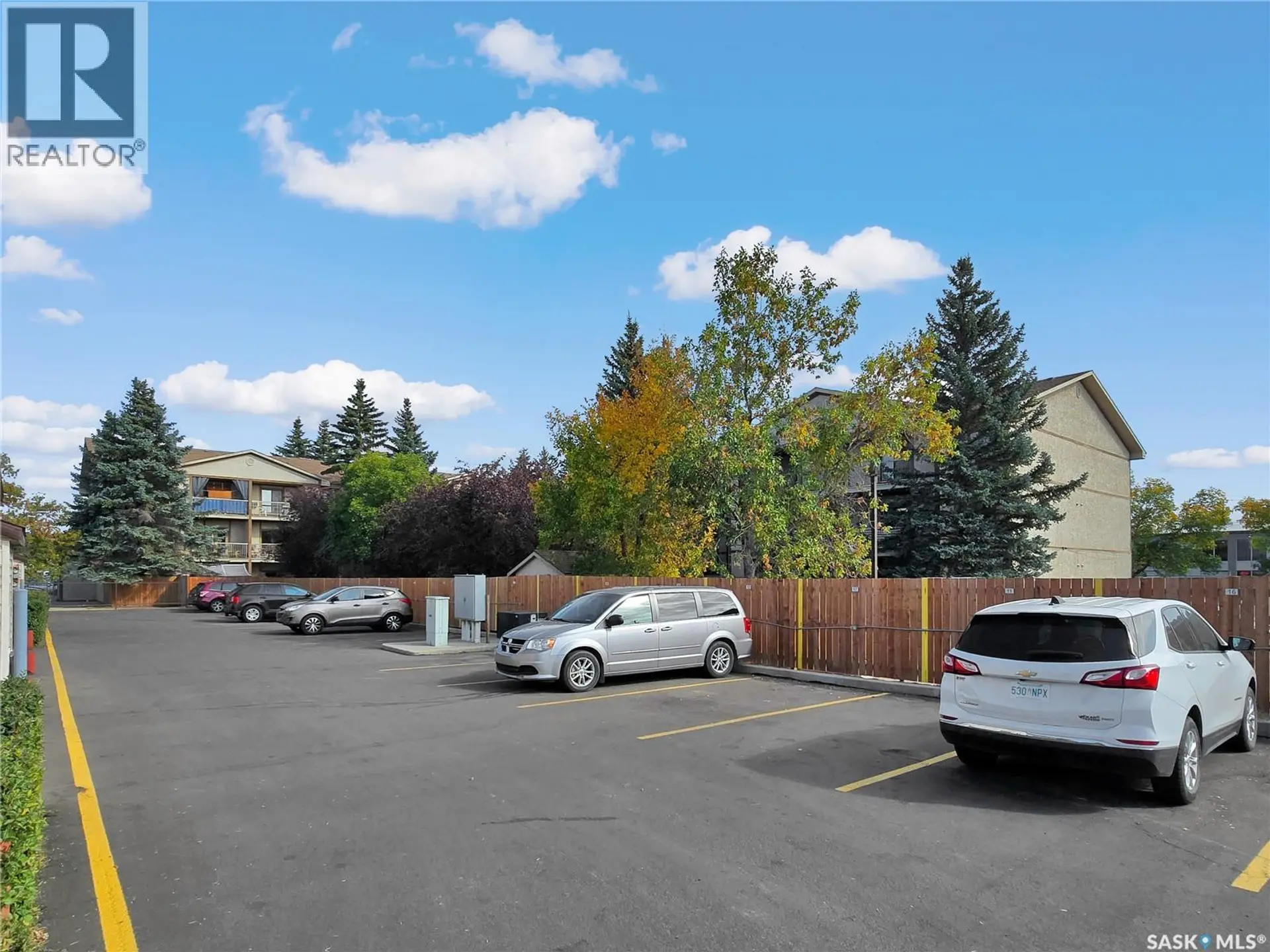 #103 120 C AVENUE N - Image 18