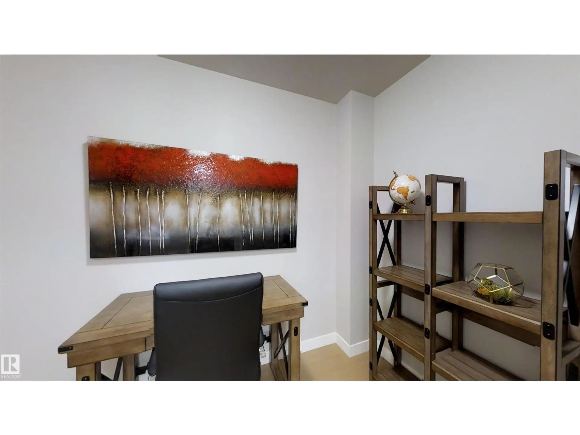 #1603 10410 102 AV NW - Image 10