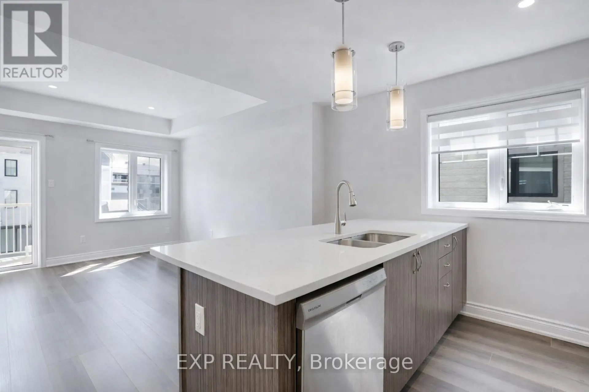 757 CHROMITE PRIVATE - Image 8