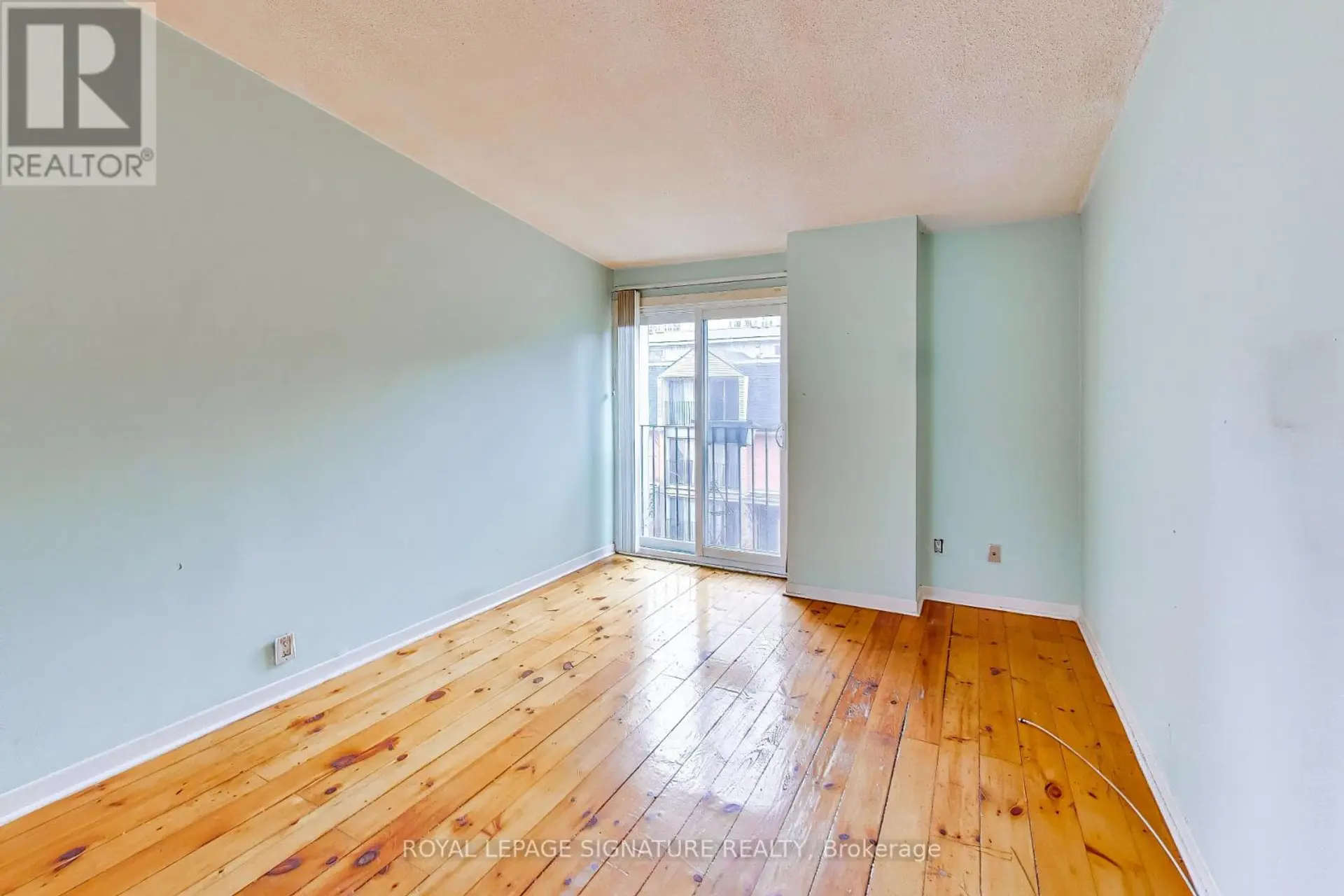 #18 325 JARVIS STREET - Image 10