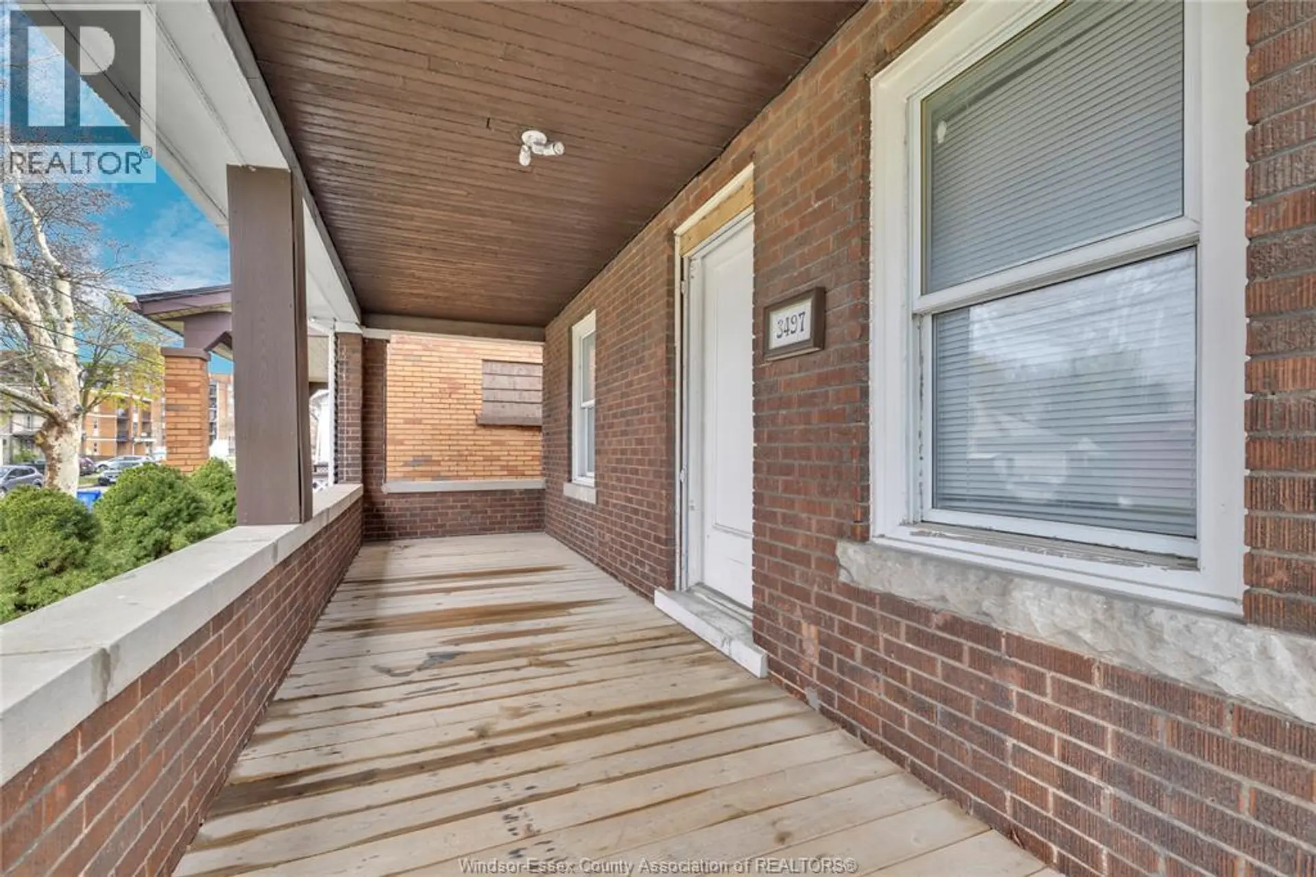 3497 PETER STREET - Image 4