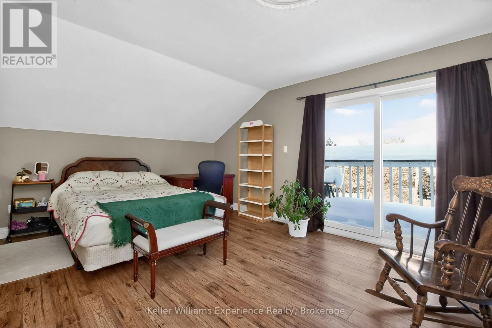 107 PINE STREET - Image 11