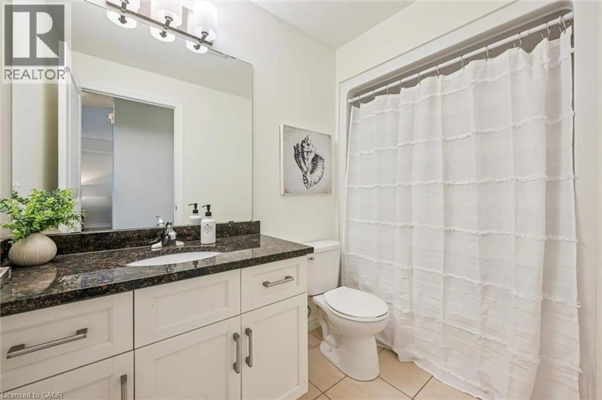 #210 1280 GORDON Street - Image 11