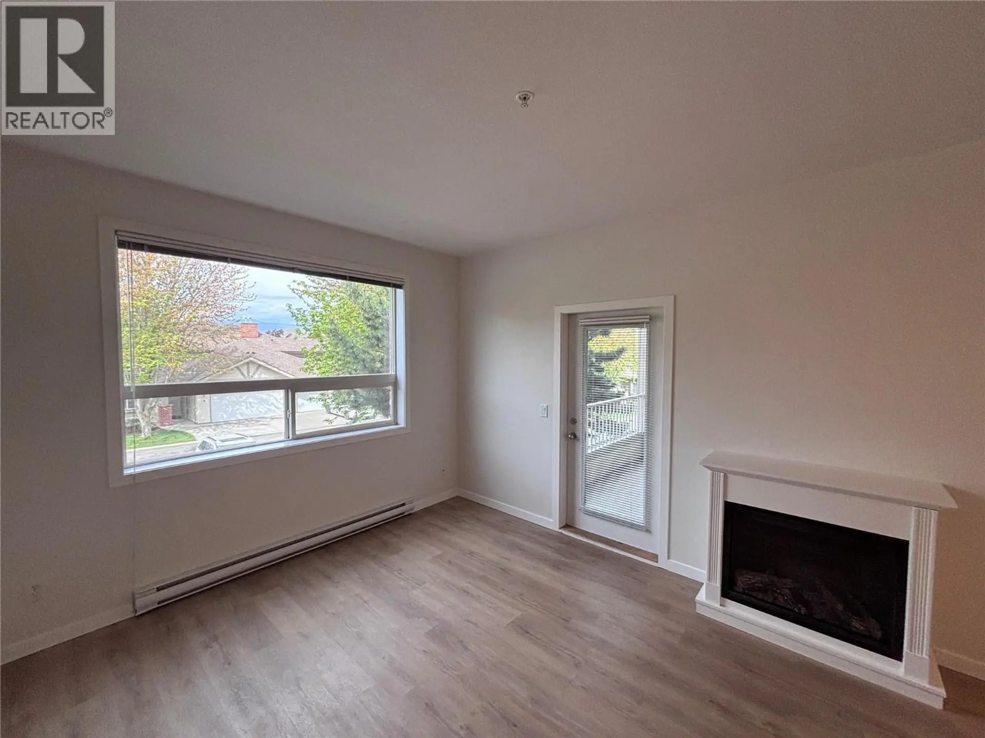 #210 778 Rutland Road N - Image 12