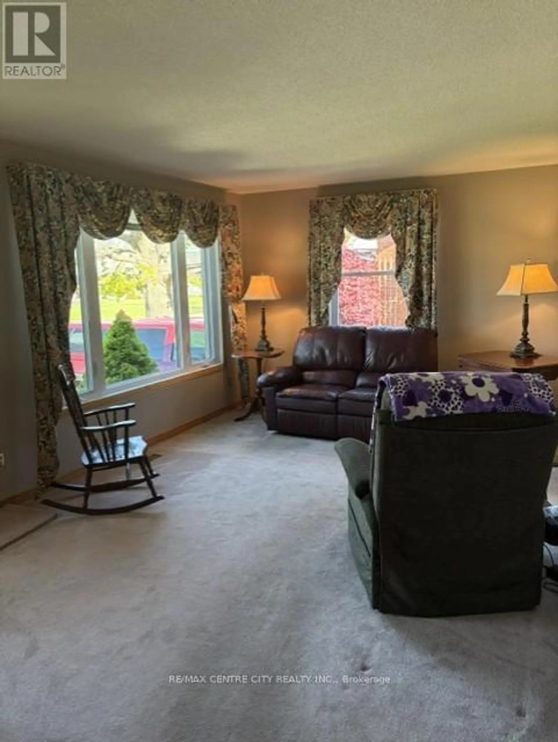 28 DIEPPE DRIVE - Image 4
