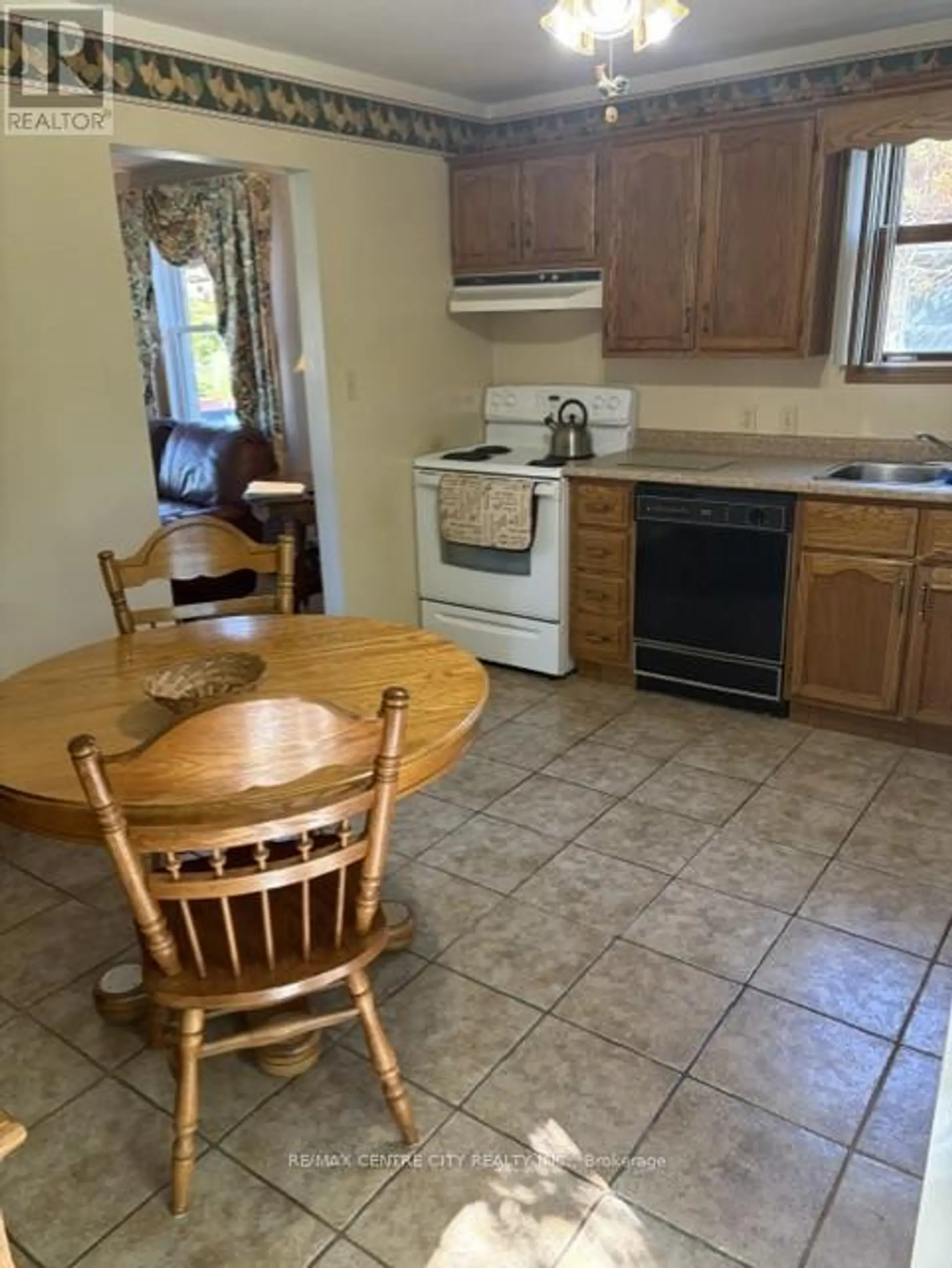 28 DIEPPE DRIVE - Image 7