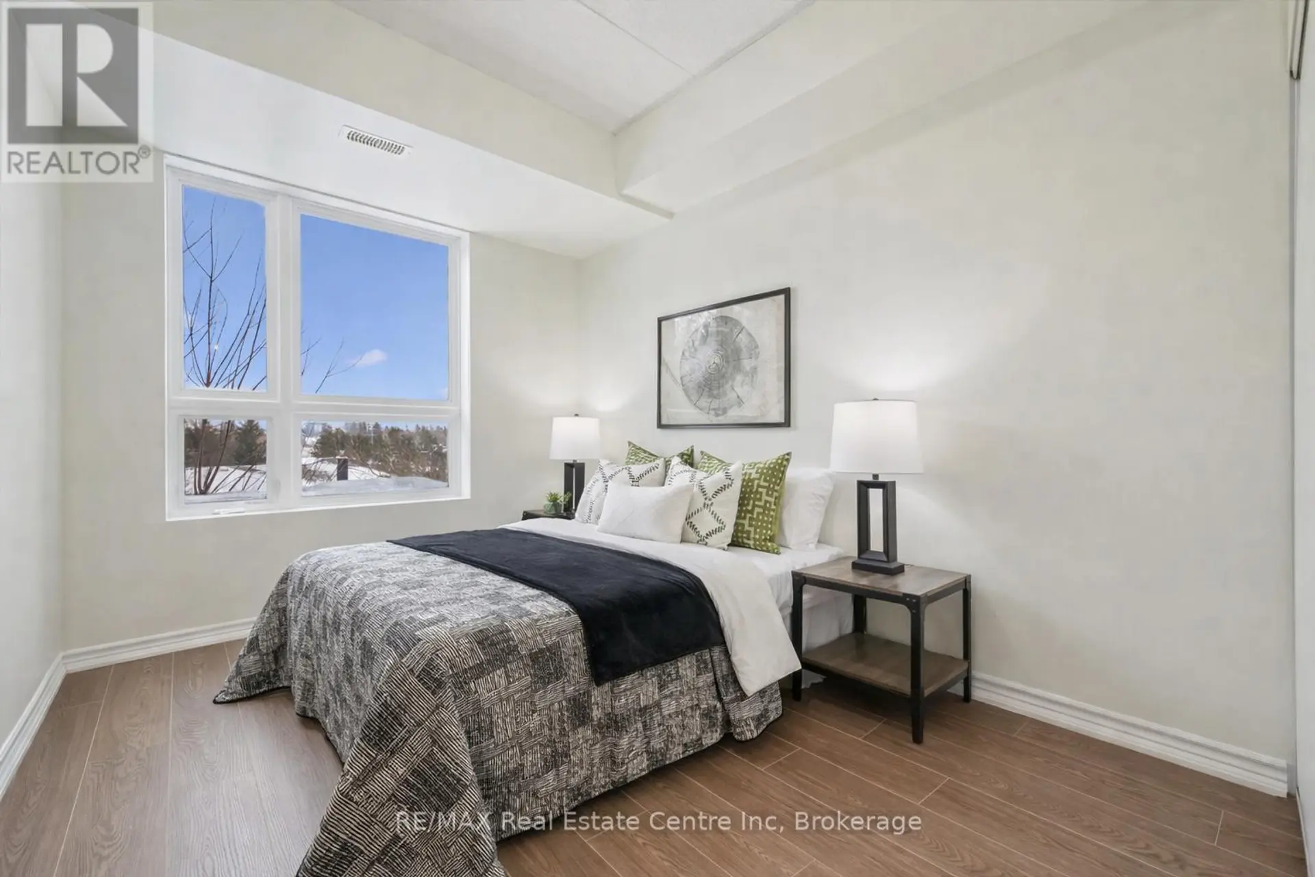 #210 1280 GORDON STREET - Image 12
