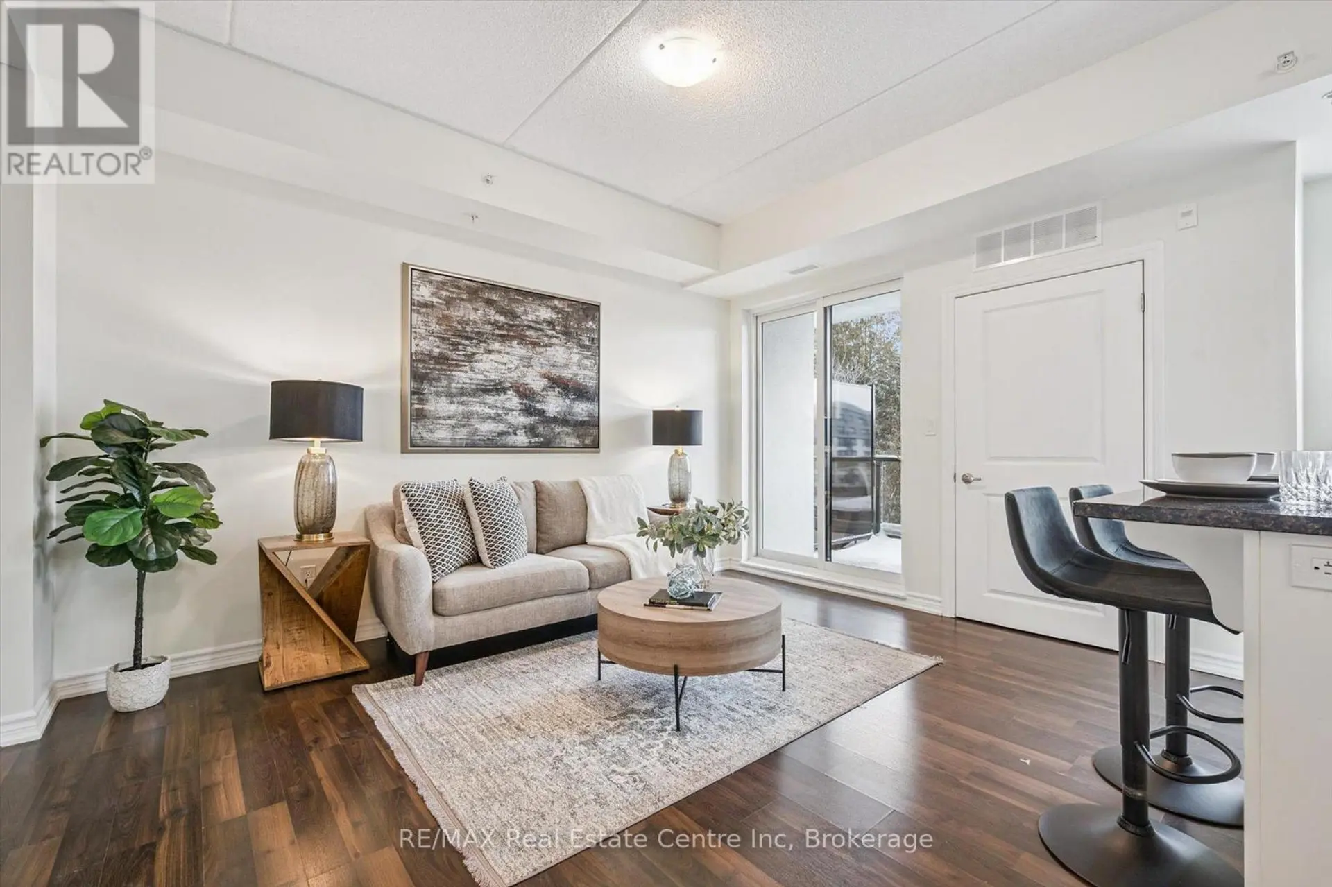 #210 1280 GORDON STREET - Image 5