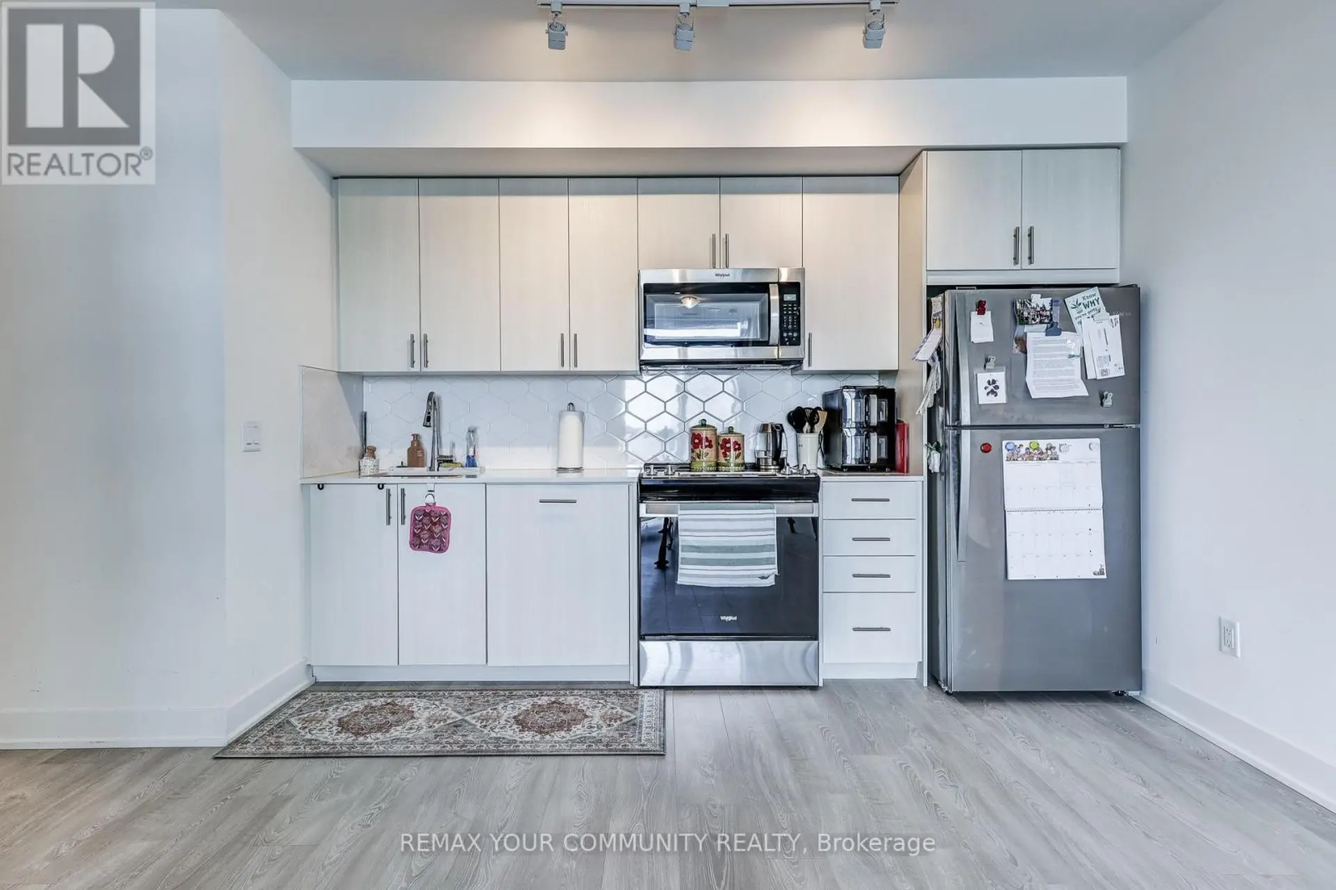 #917 2545 SIMCOE STREET N - Image 5