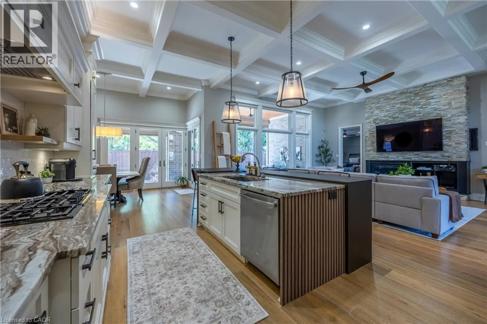 11 GREENLEAF Lane - Image 3