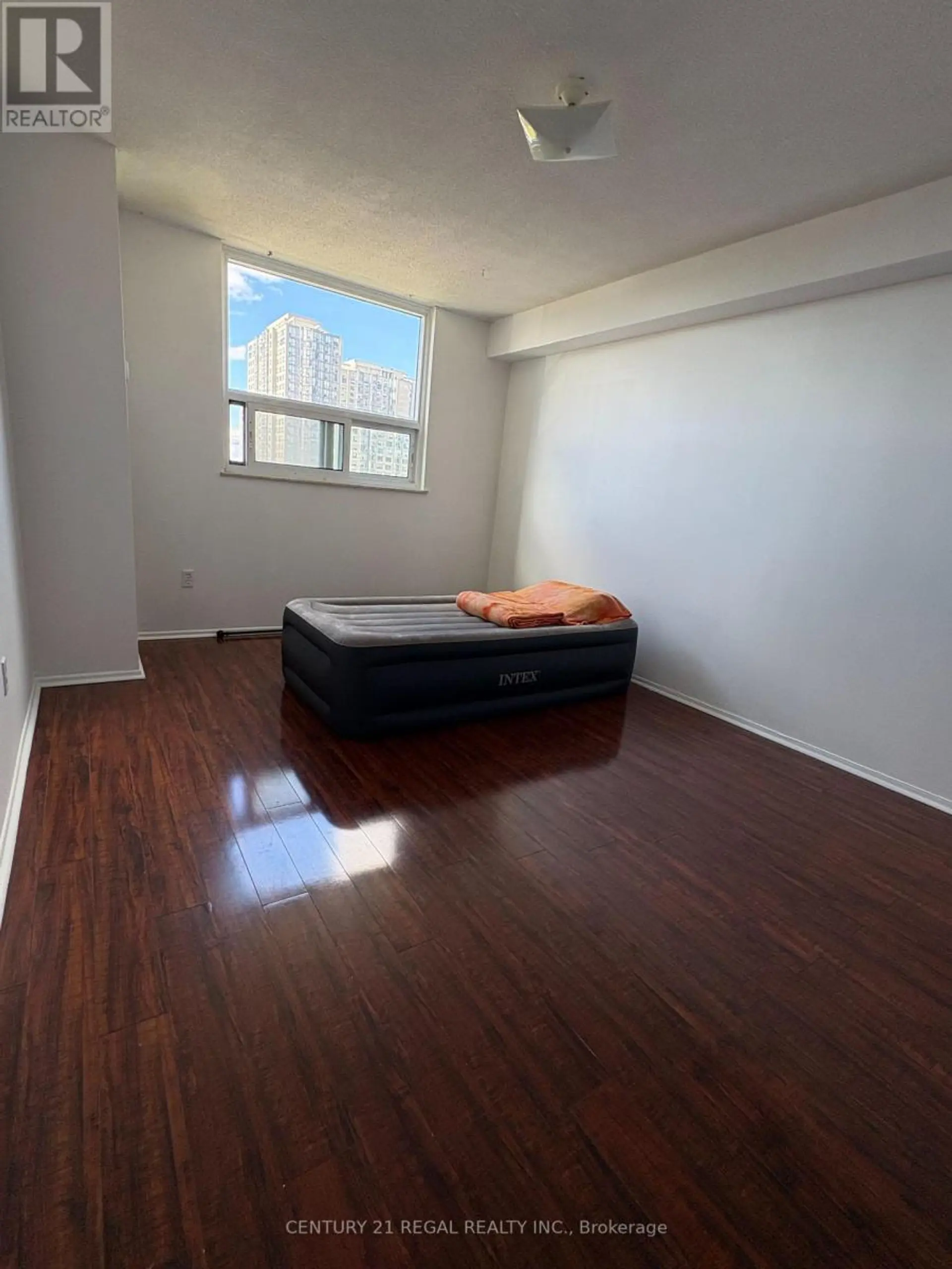 #609 100 PRUDENTIAL DRIVE - Image 10