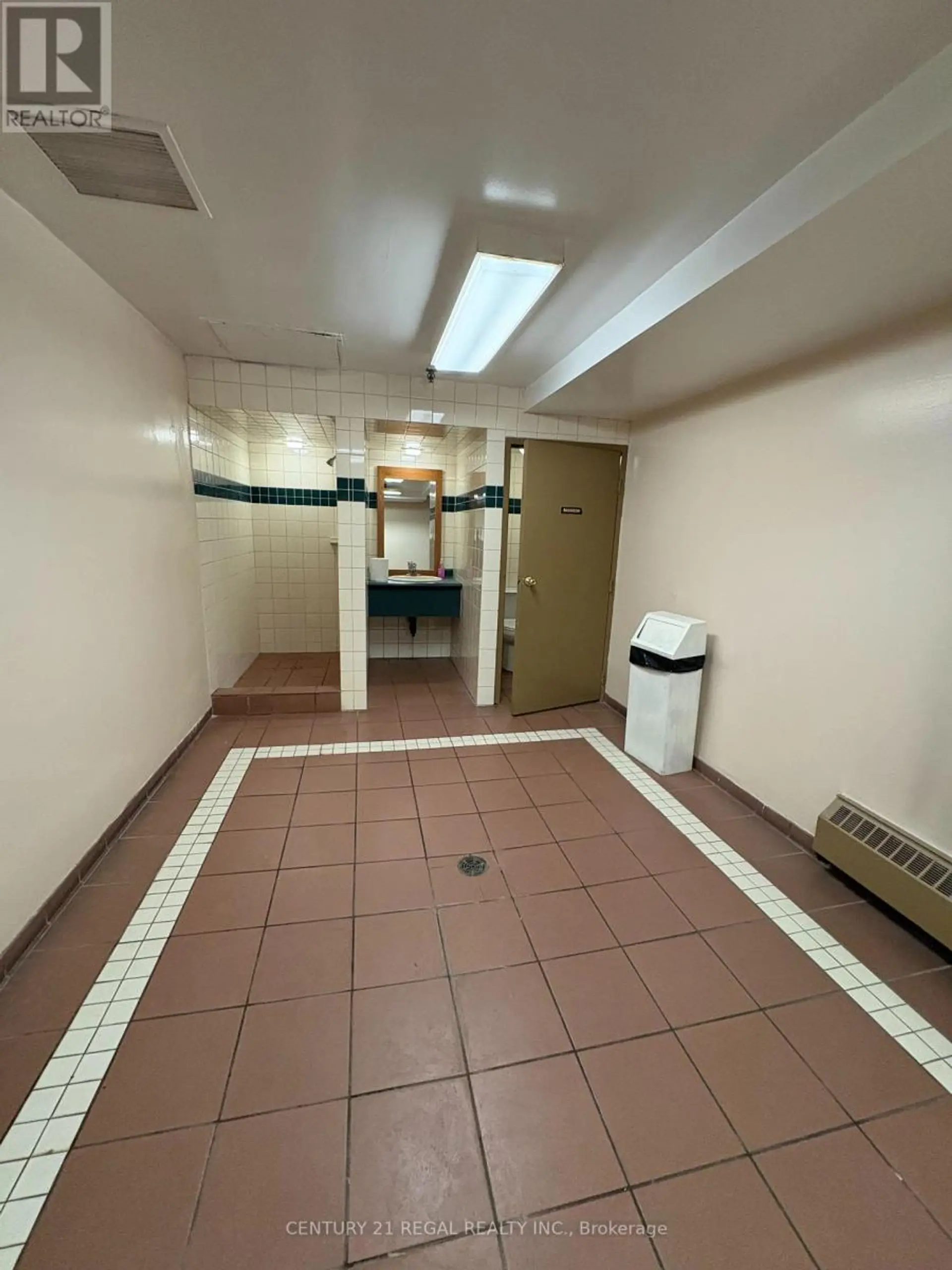 #609 100 PRUDENTIAL DRIVE - Image 17