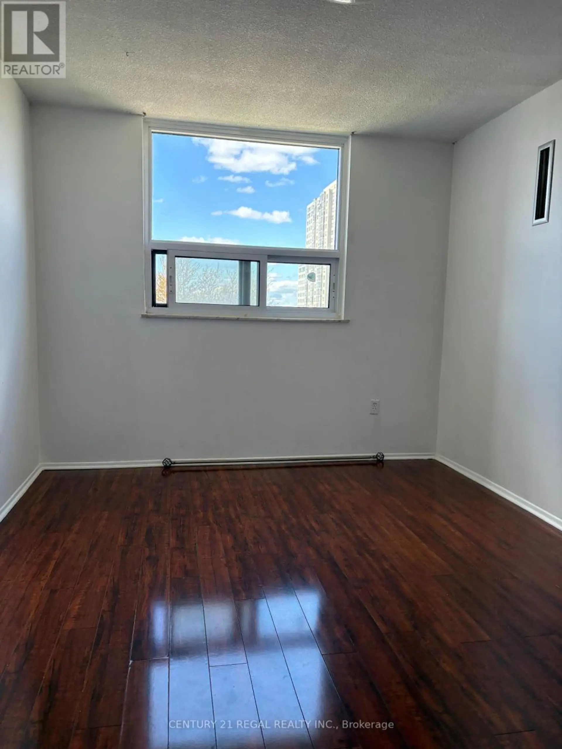 #609 100 PRUDENTIAL DRIVE - Image 9