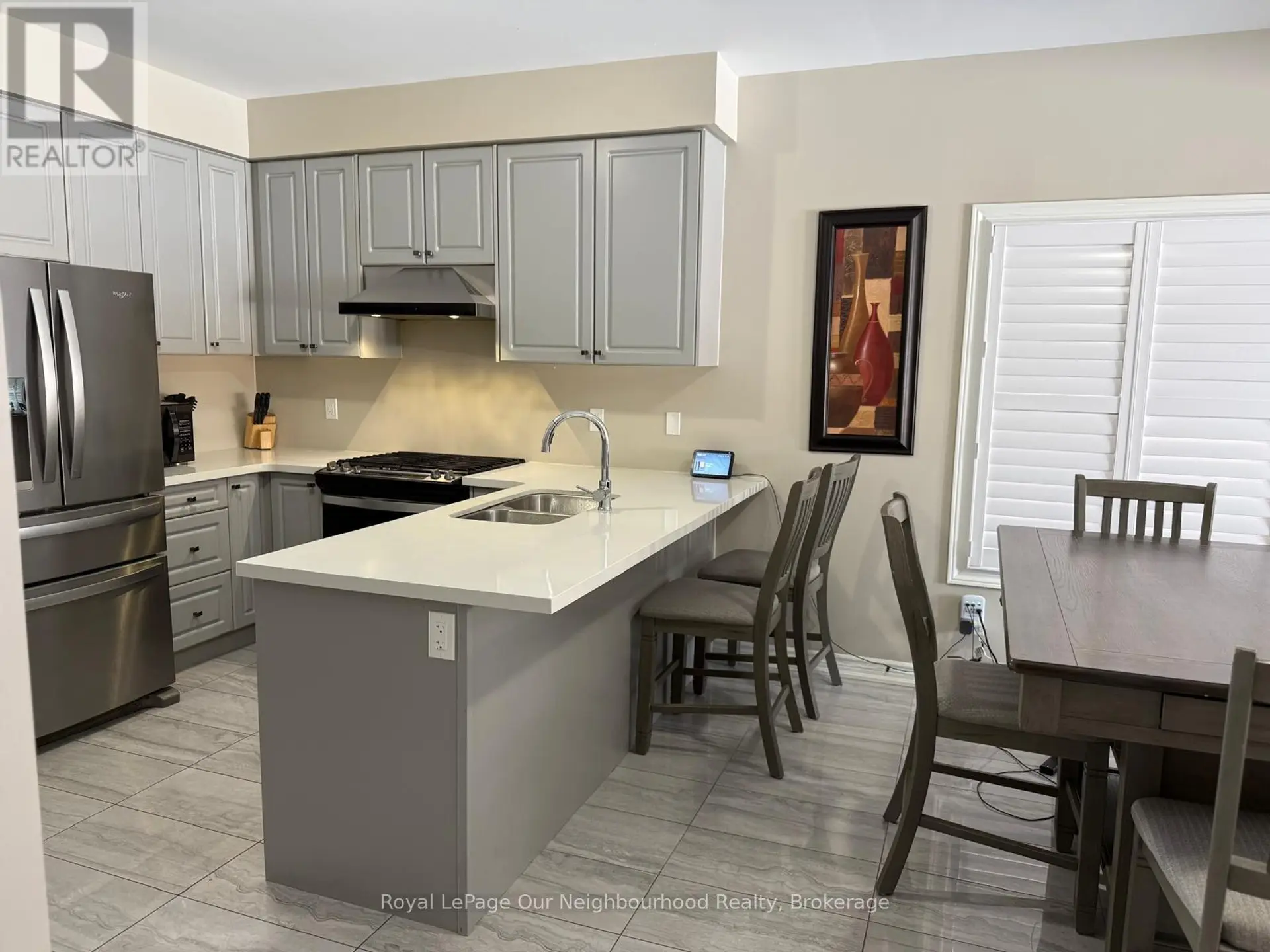 249 FLEETWOOD DRIVE - Image 8