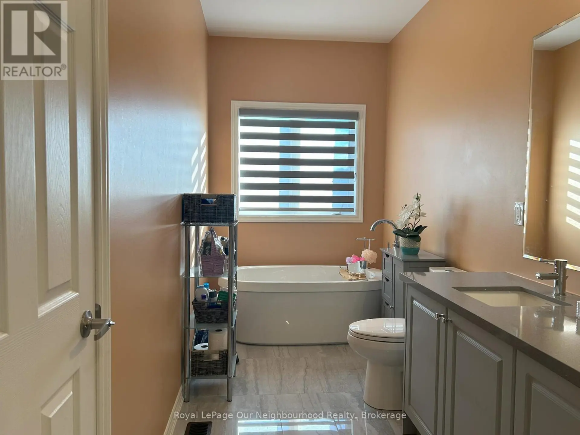 249 FLEETWOOD DRIVE - Image 14