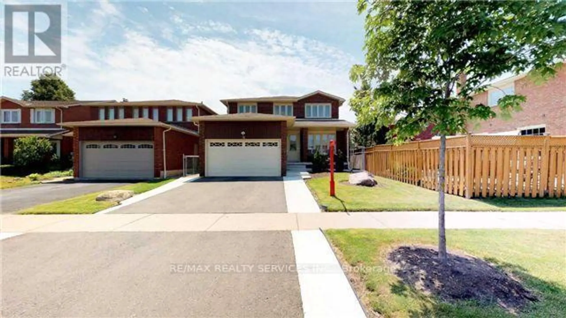 26 SUNFOREST DRIVE