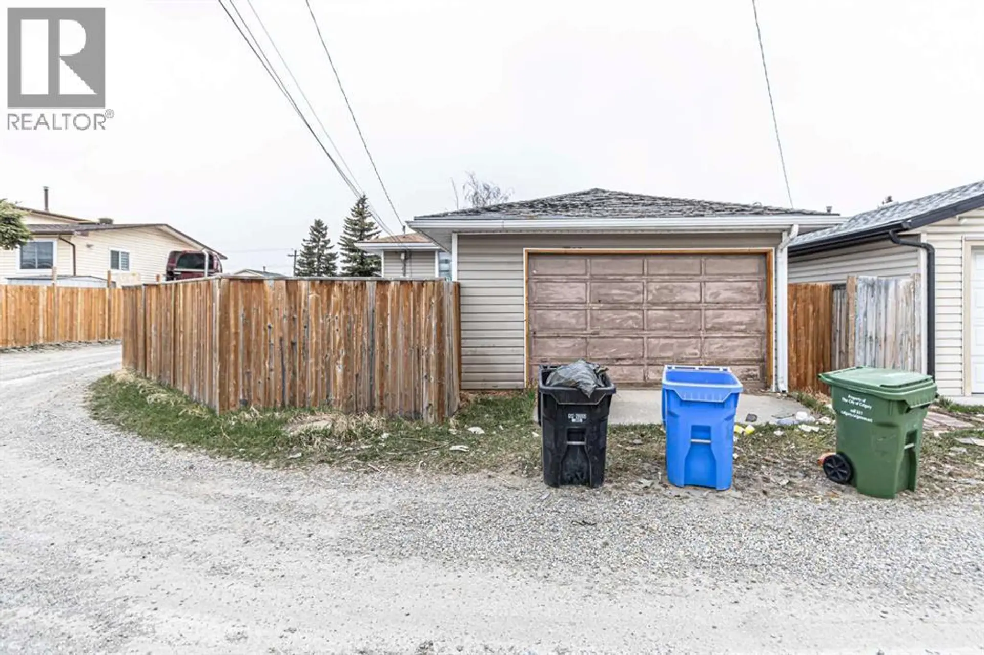 121 Margate Close NE - Image 18