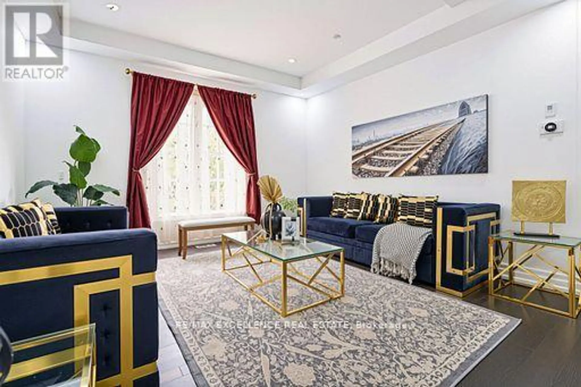 10 PENNINE DRIVE - Image 3