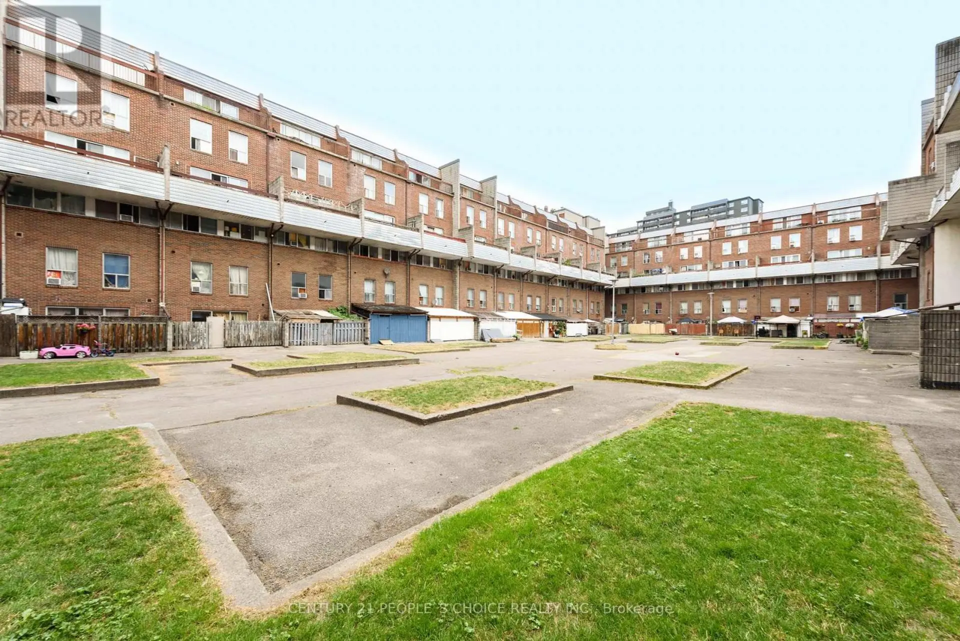#116 10 EDDYSTONE AVENUE - Image 4