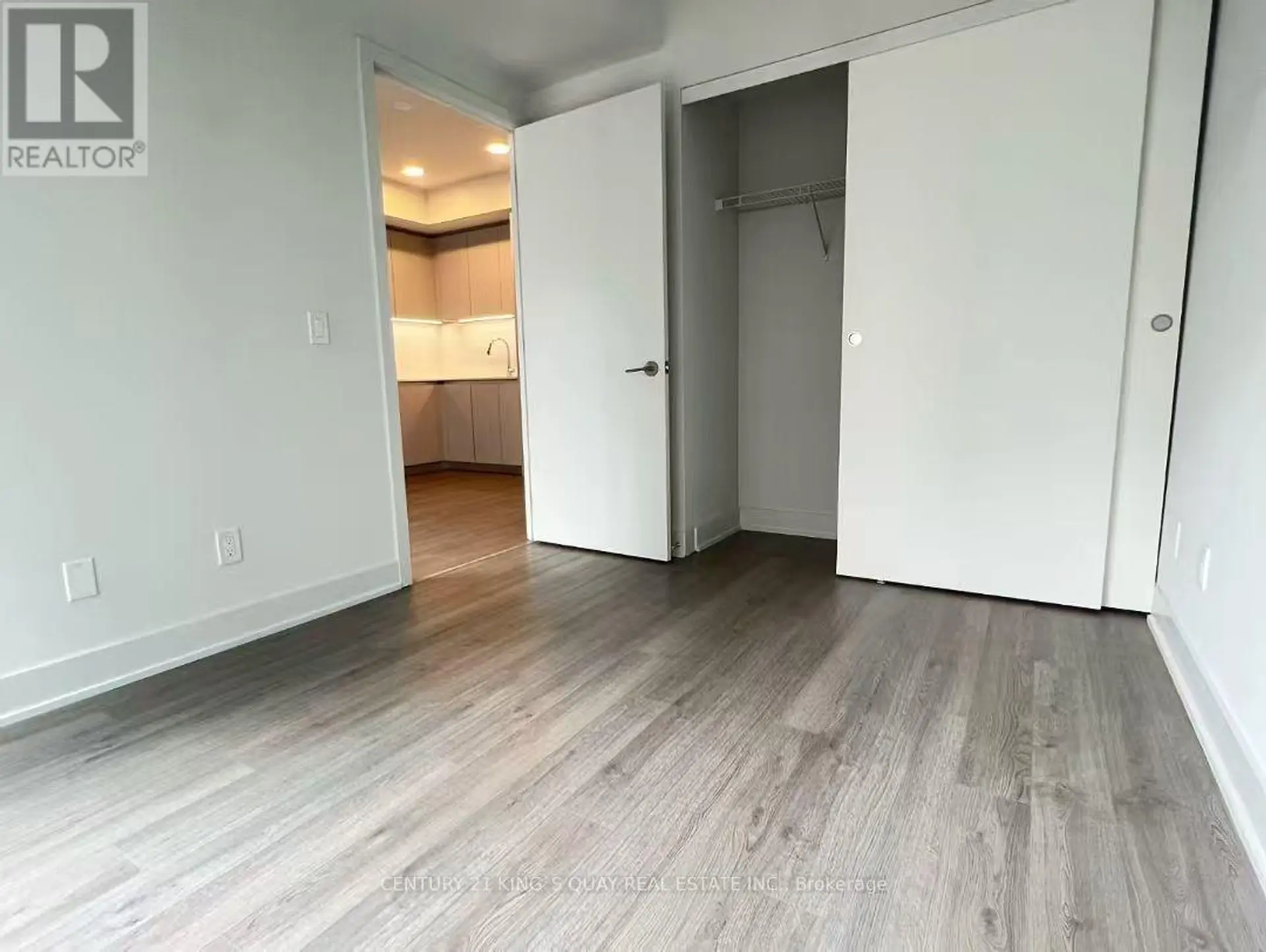 #1505 8 CUMBERLAND STREET - Image 3