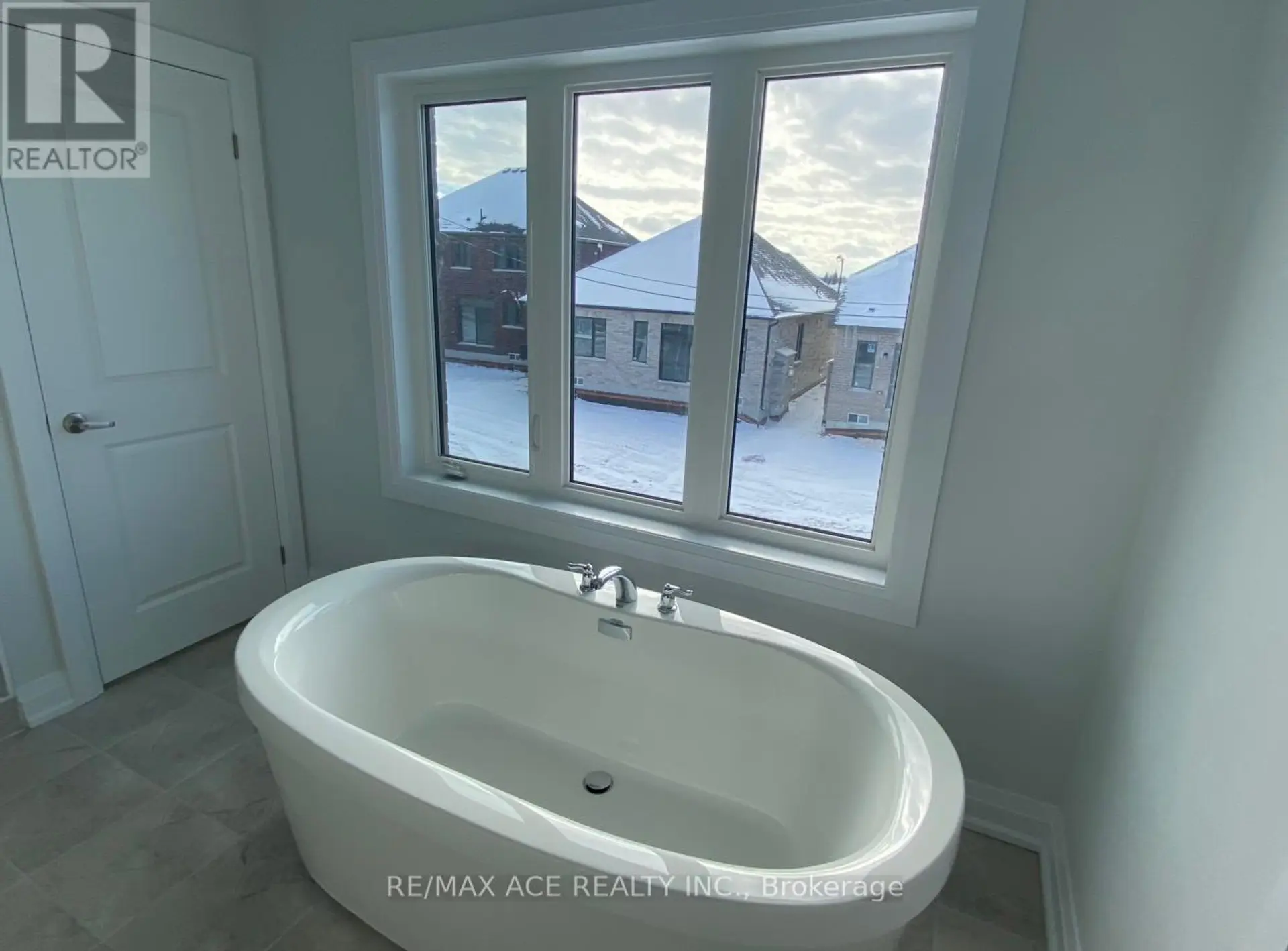 11 CORLEY STREET - Image 8