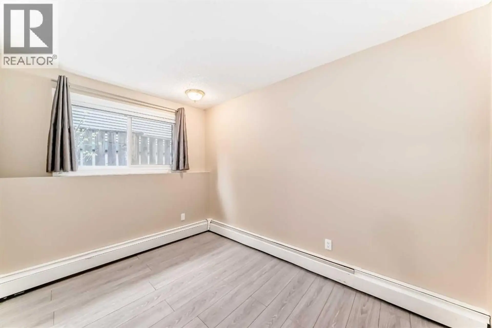 #104 730 2 Avenue NW - Image 9