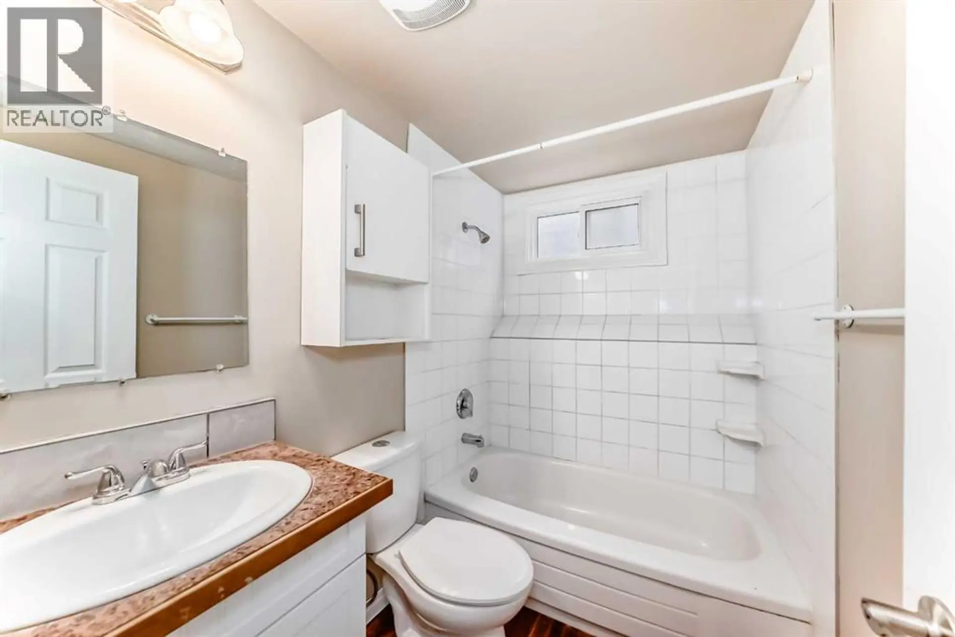 #104 730 2 Avenue NW - Image 11