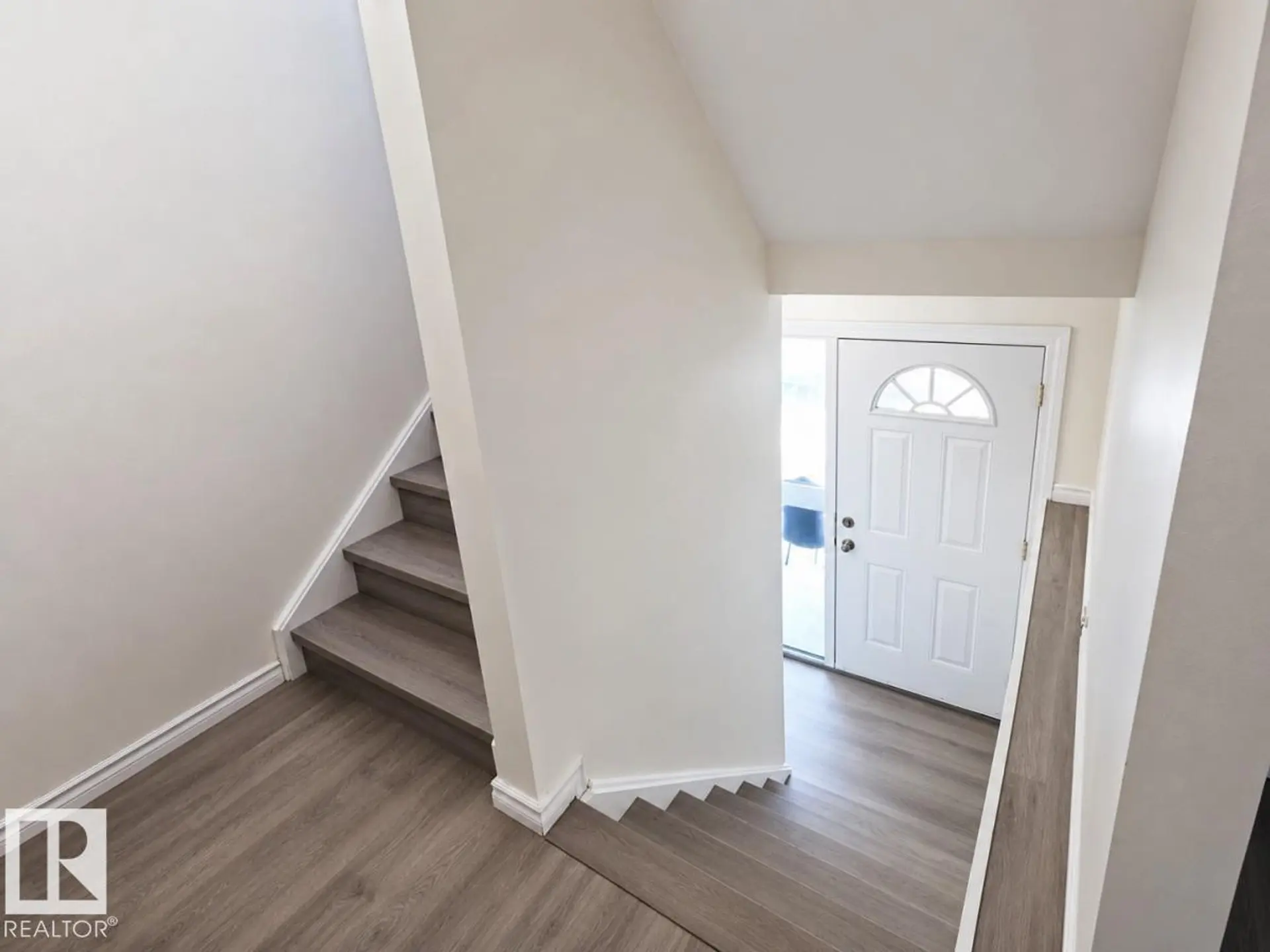 14458 56 ST NW - Image 2