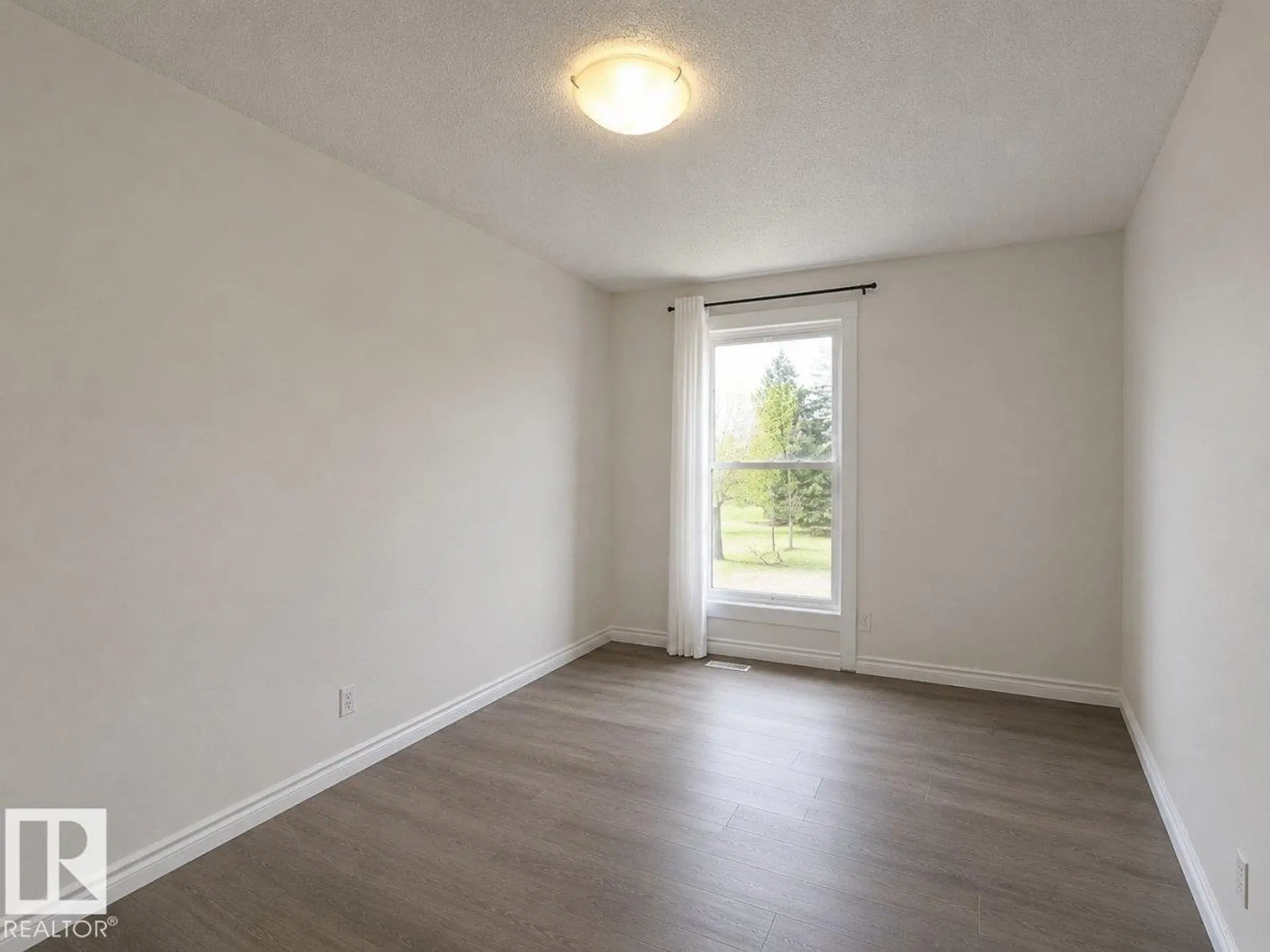 14458 56 ST NW - Image 13