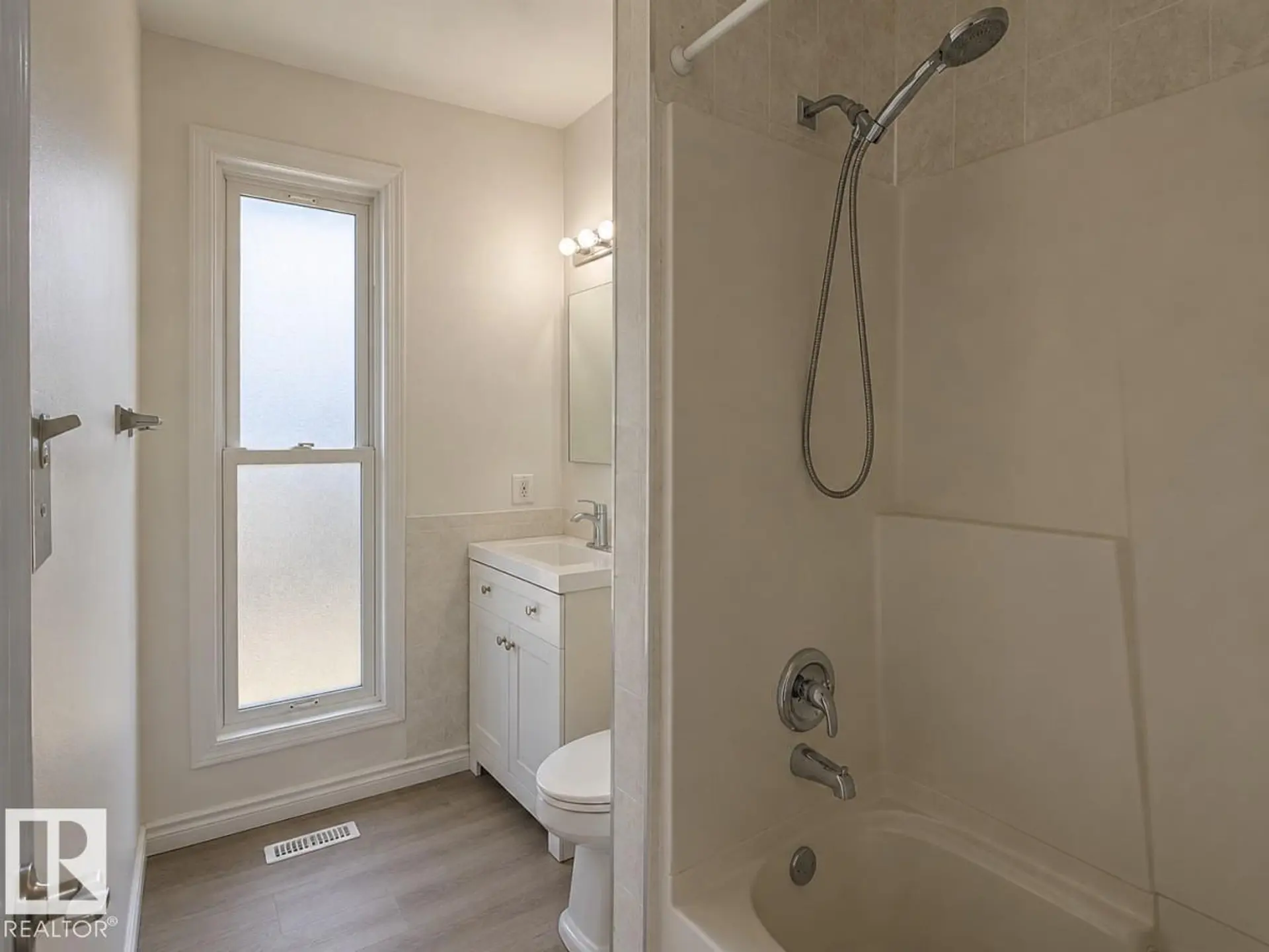 14458 56 ST NW - Image 16