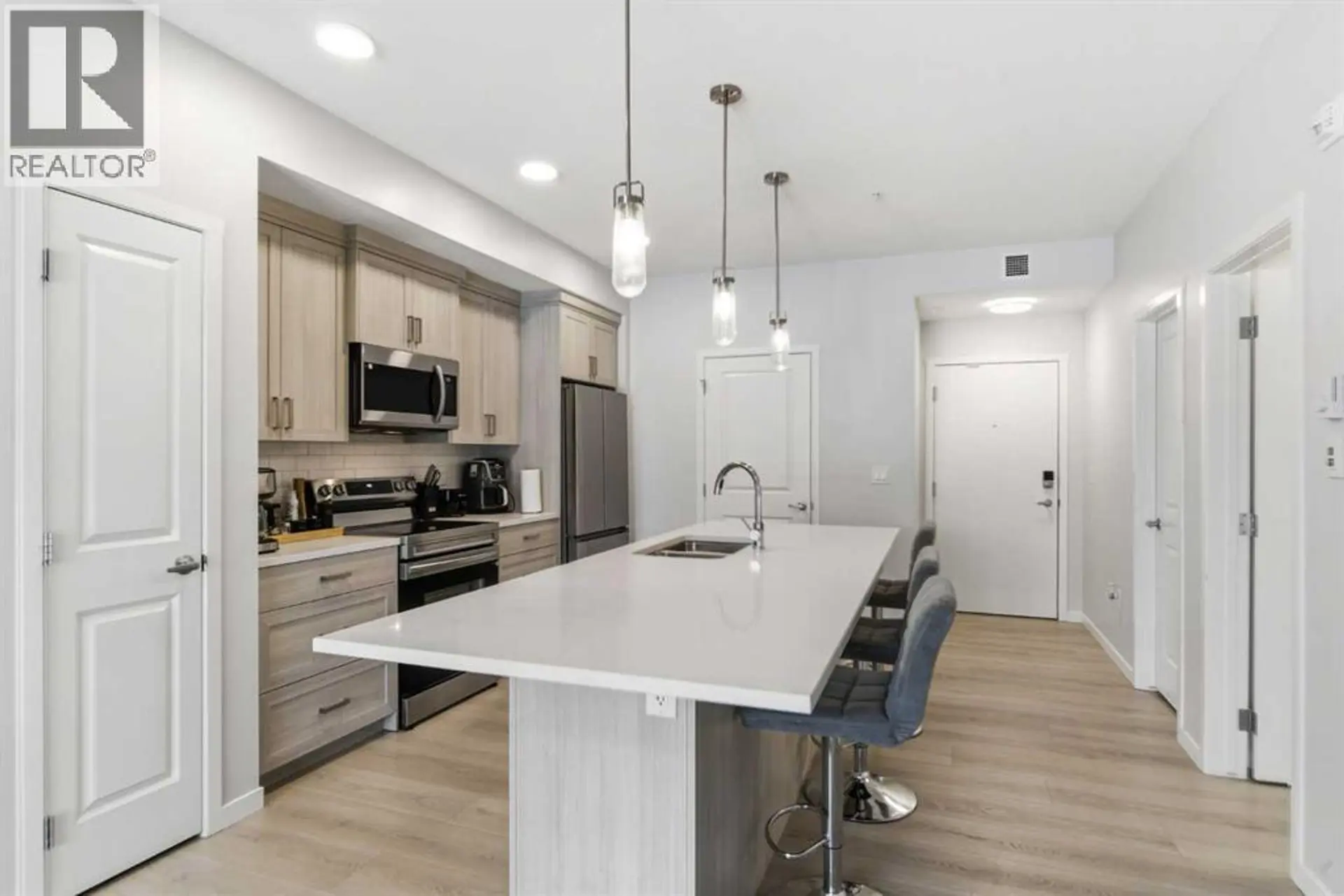 #4308 550 Belmont Street SW - Image 3