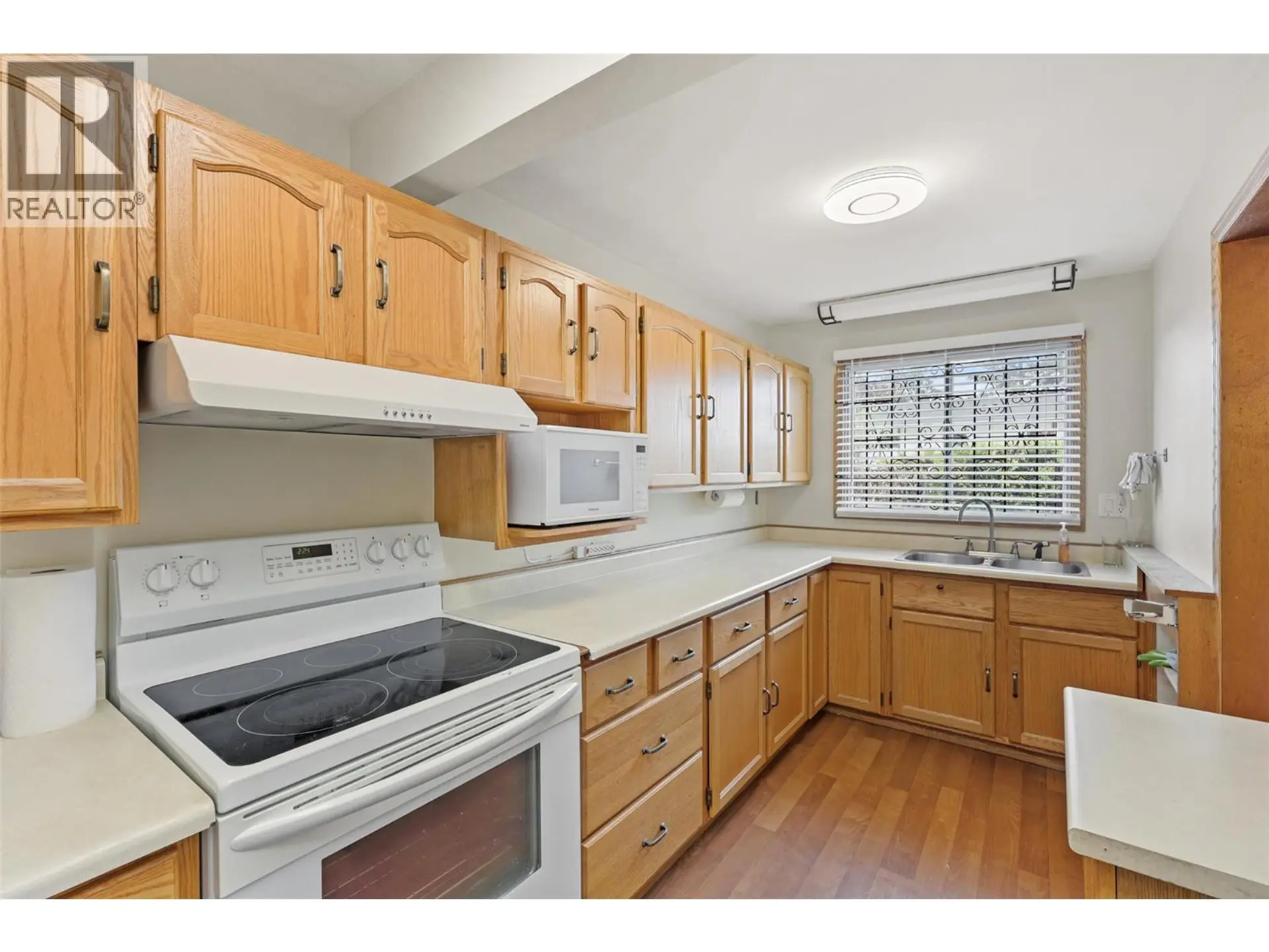 376 Alexander Avenue - Image 5