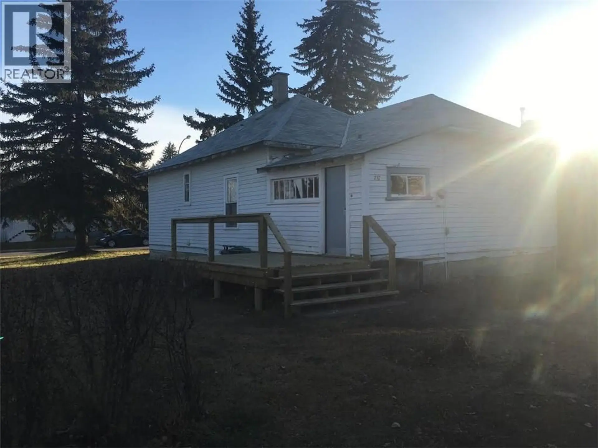 212 5 Avenue - Image 2