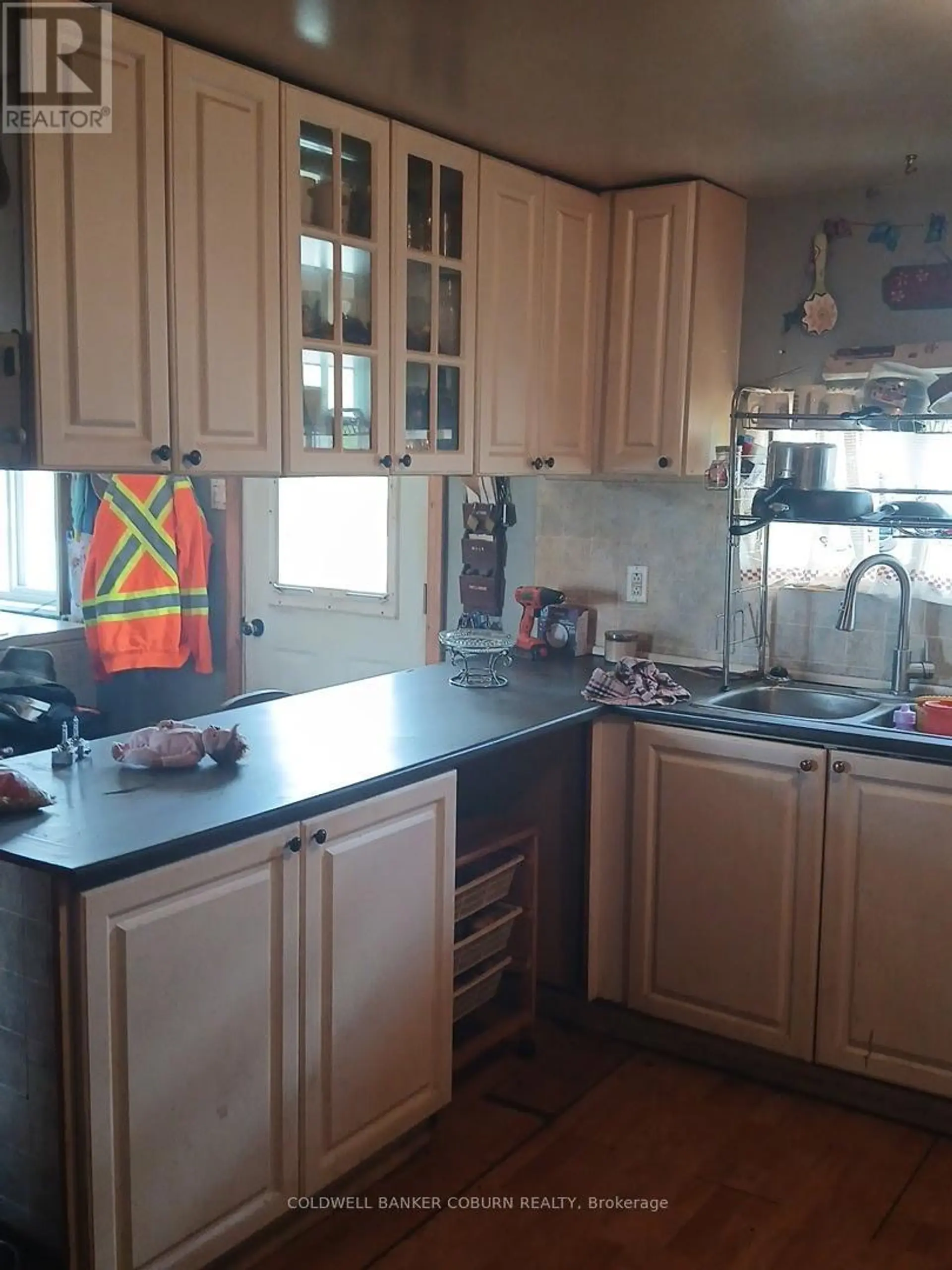 11574 ROWENA ROAD - Image 2