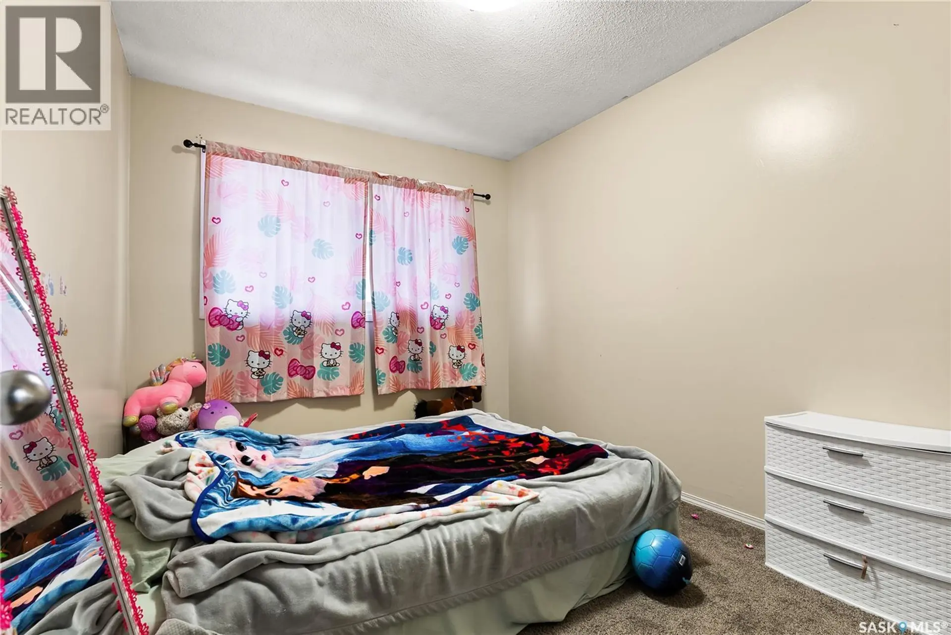 1561 Regent STREET - Image 10