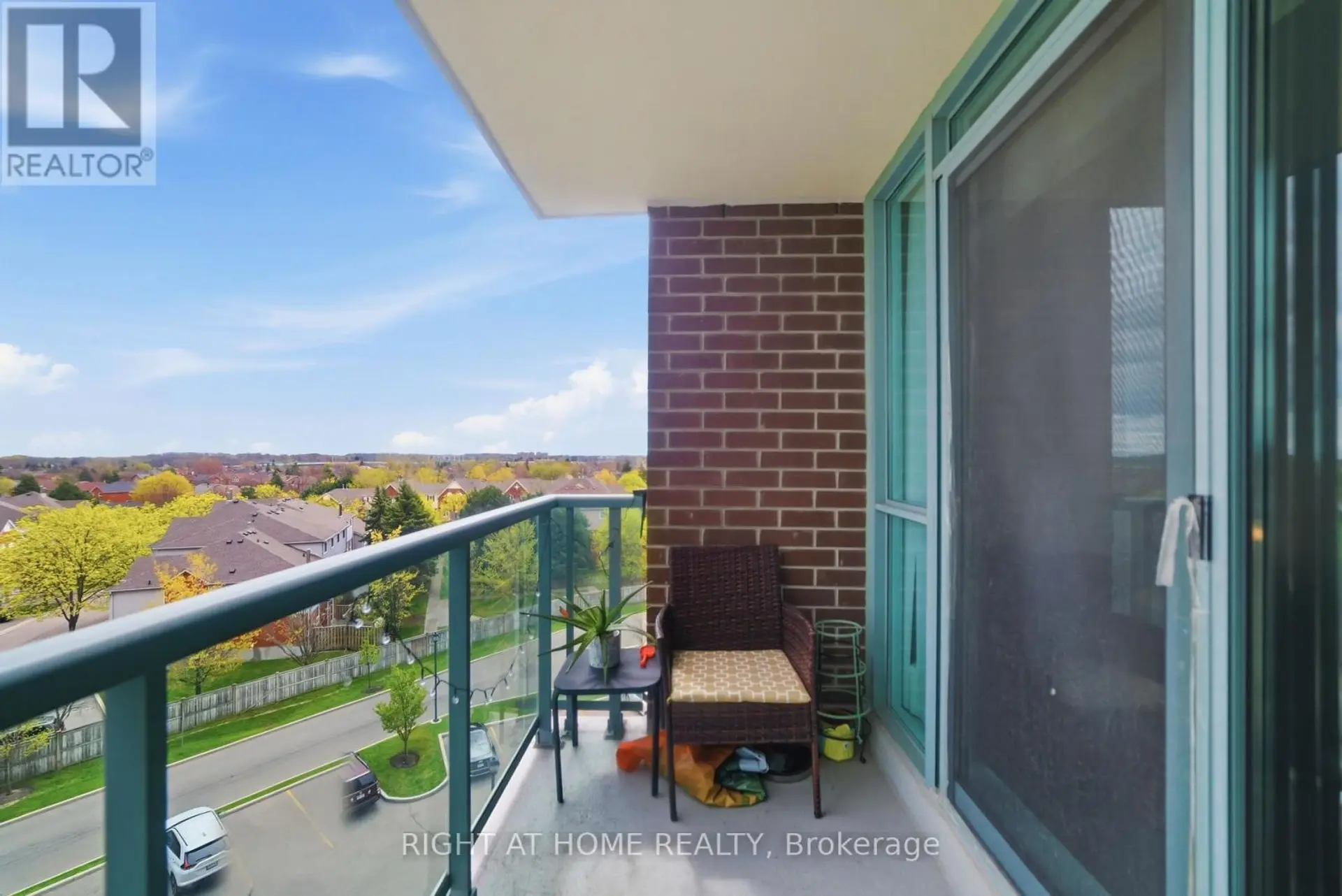 #607 4879 KIMBERMOUNT AVENUE - Image 19